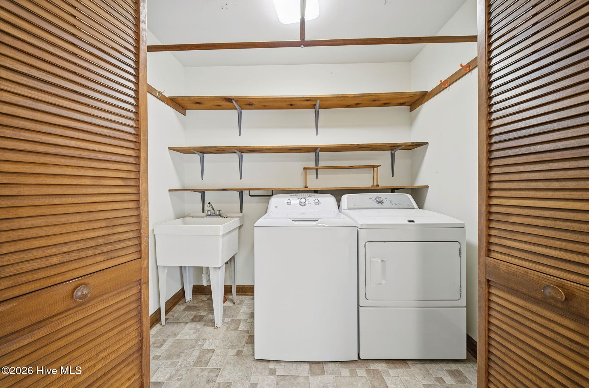 625 Okisko Road Property Photo 24