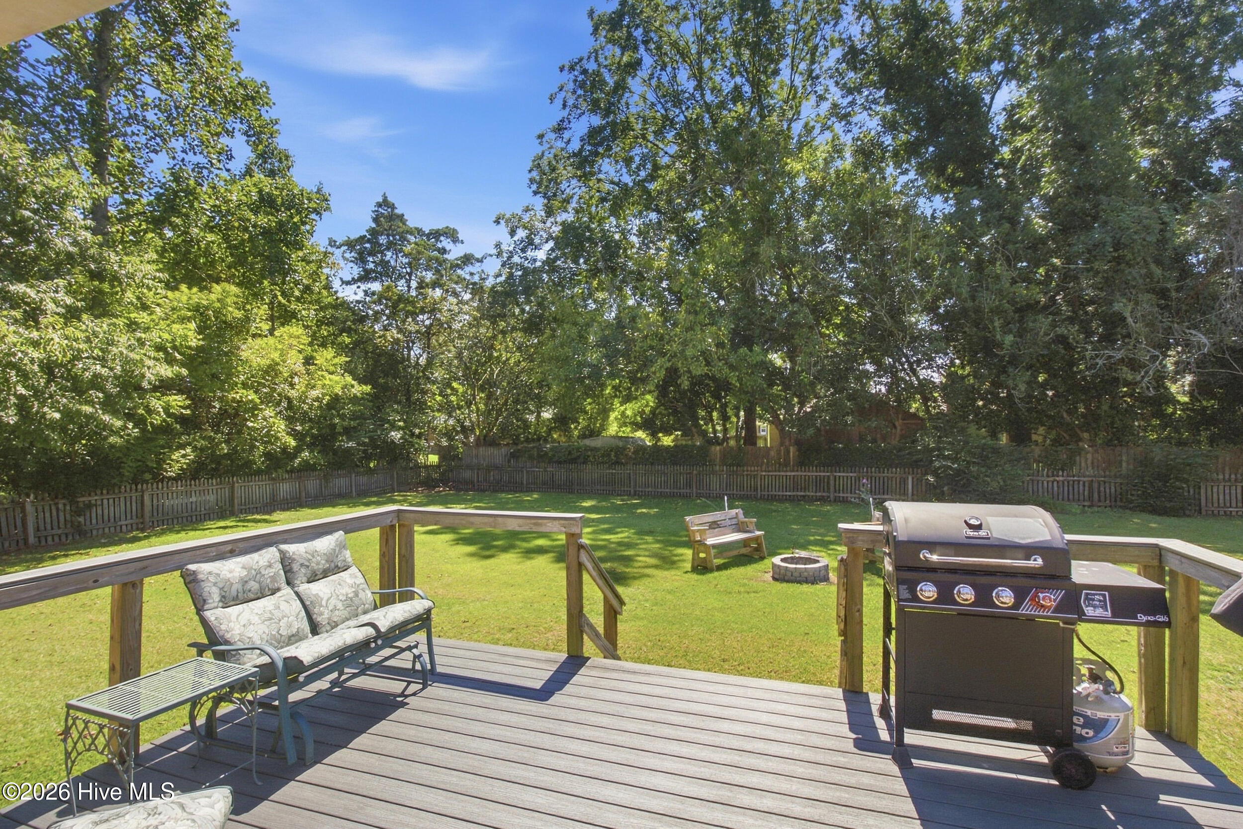 4909 Creekside Drive Property Photo 28