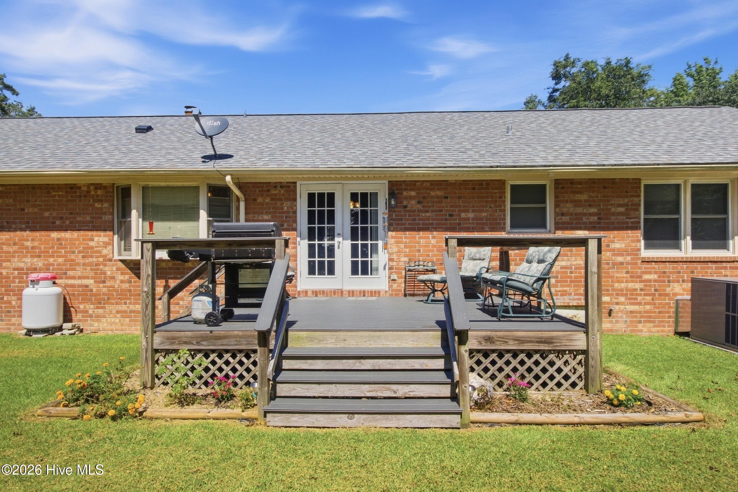 4909 Creekside Drive Property Photo 30