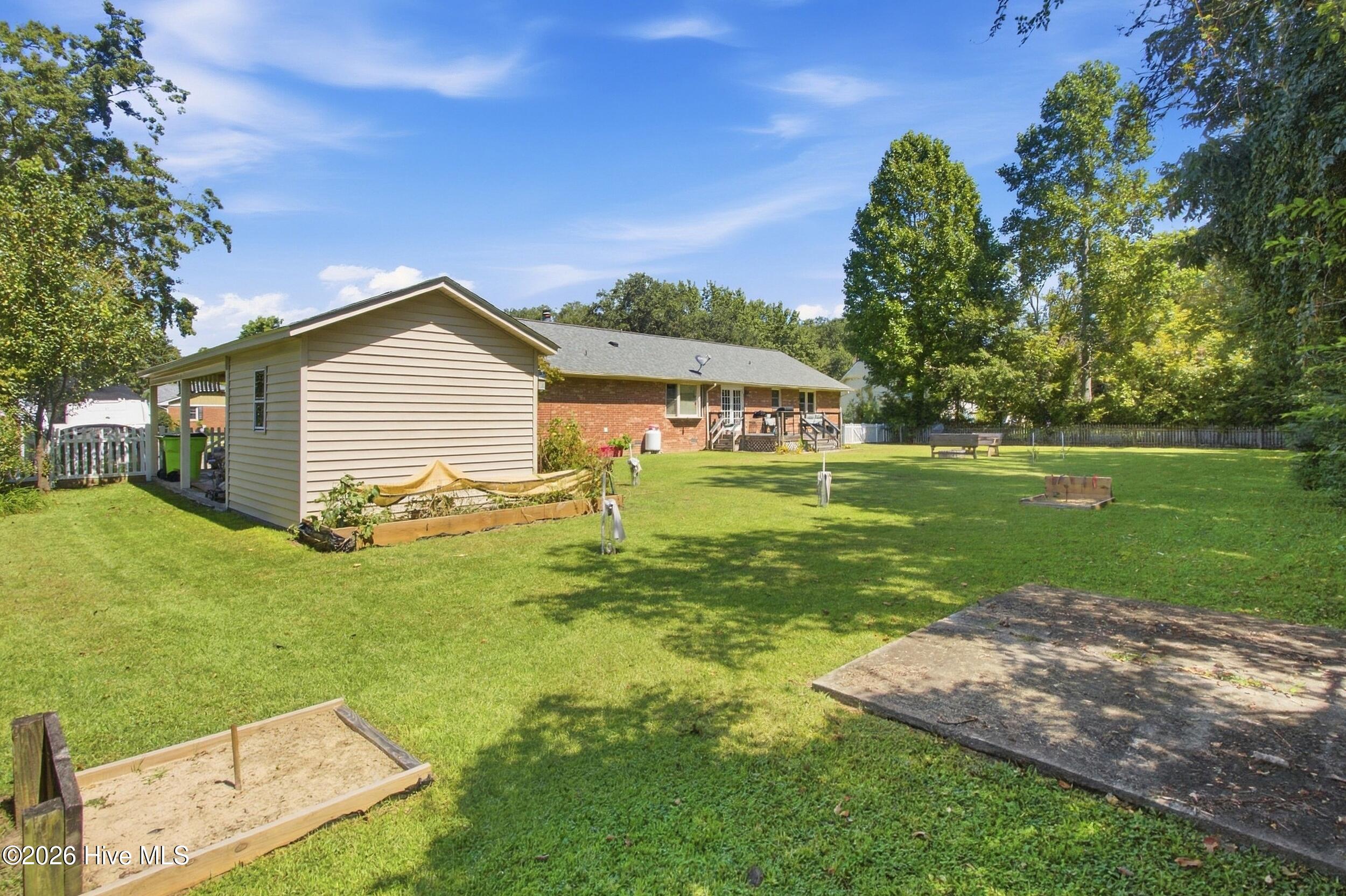4909 Creekside Drive Property Photo 36