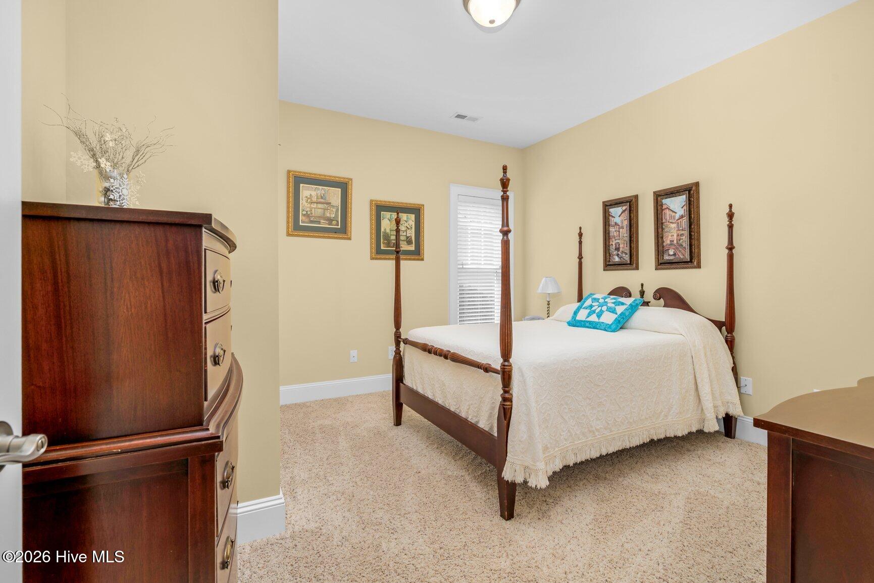 2037 Cottage Way Property Photo 23
