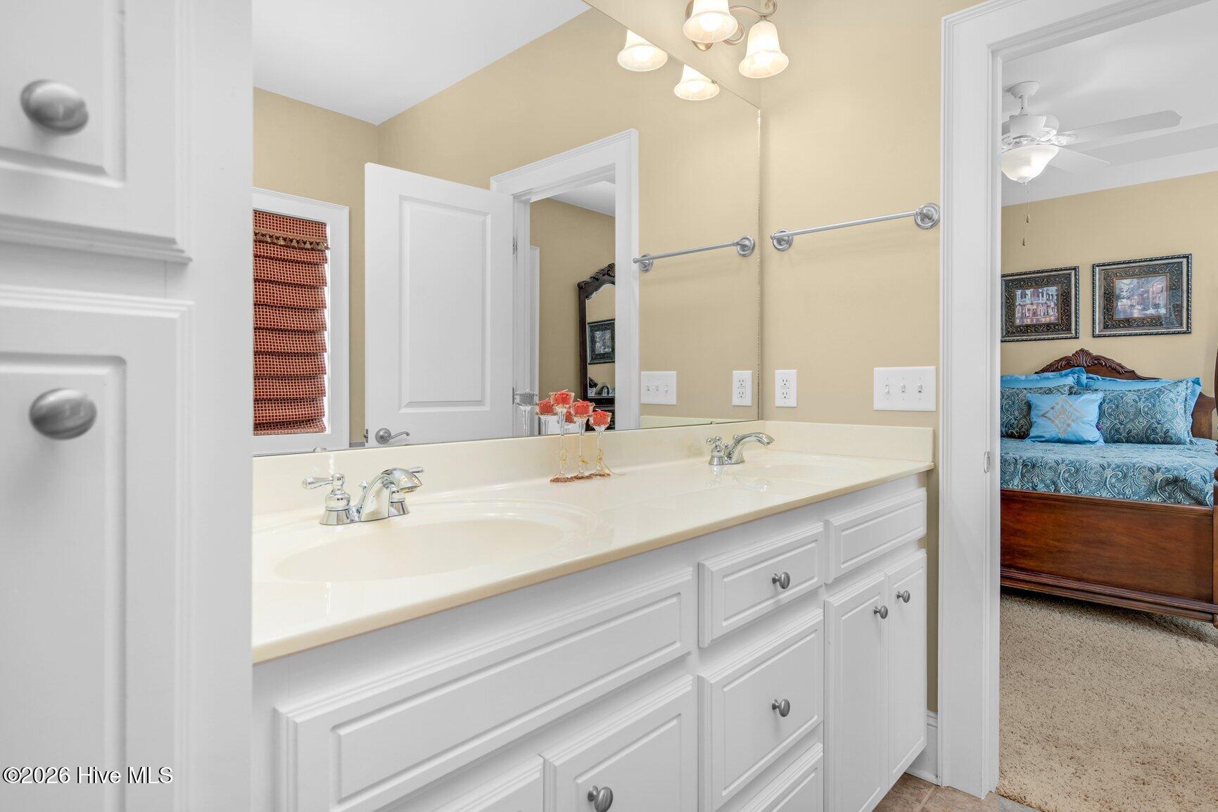 2037 Cottage Way Property Photo 33
