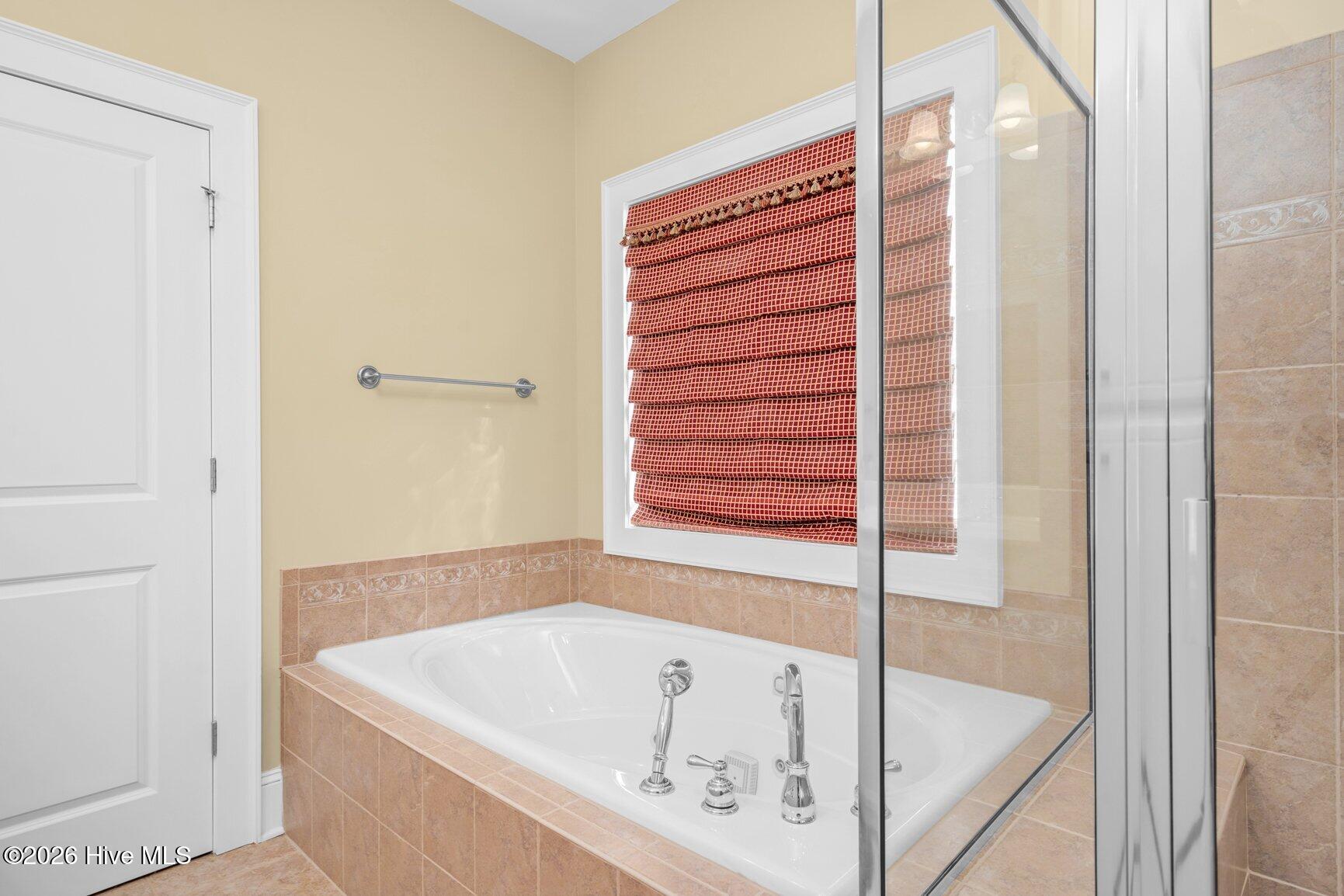 2037 Cottage Way Property Photo 34