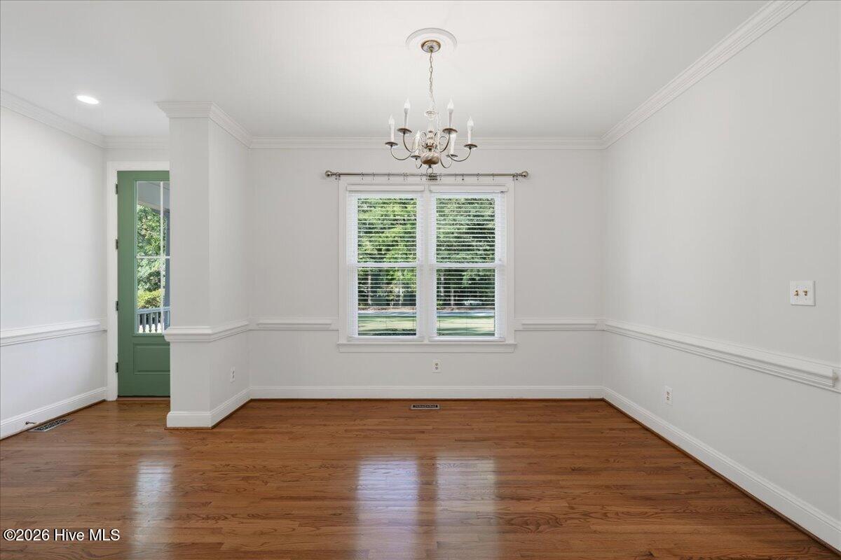 404 Barrington Drive Property Photo 19