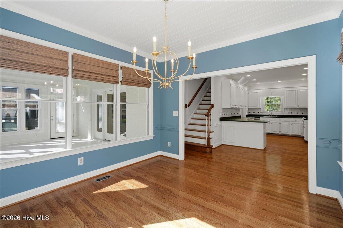 404 Barrington Drive Property Photo 27