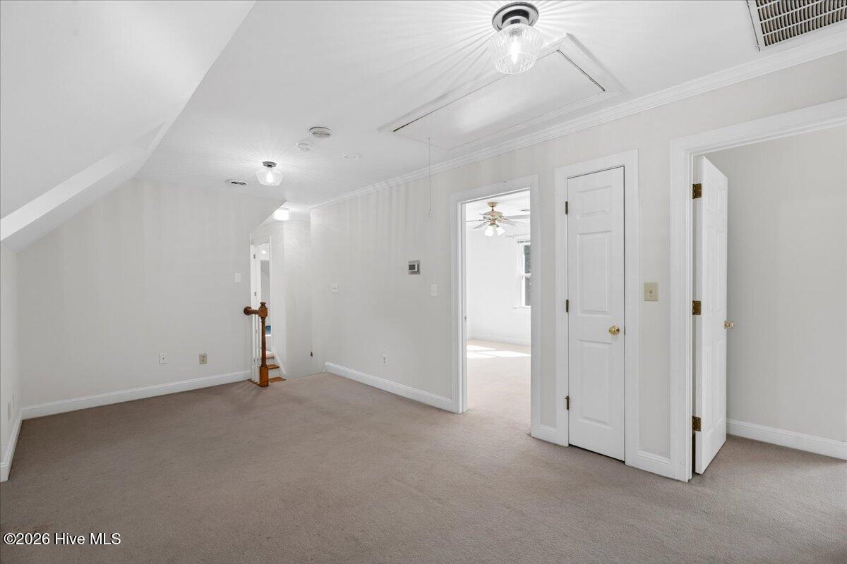 404 Barrington Drive Property Photo 35