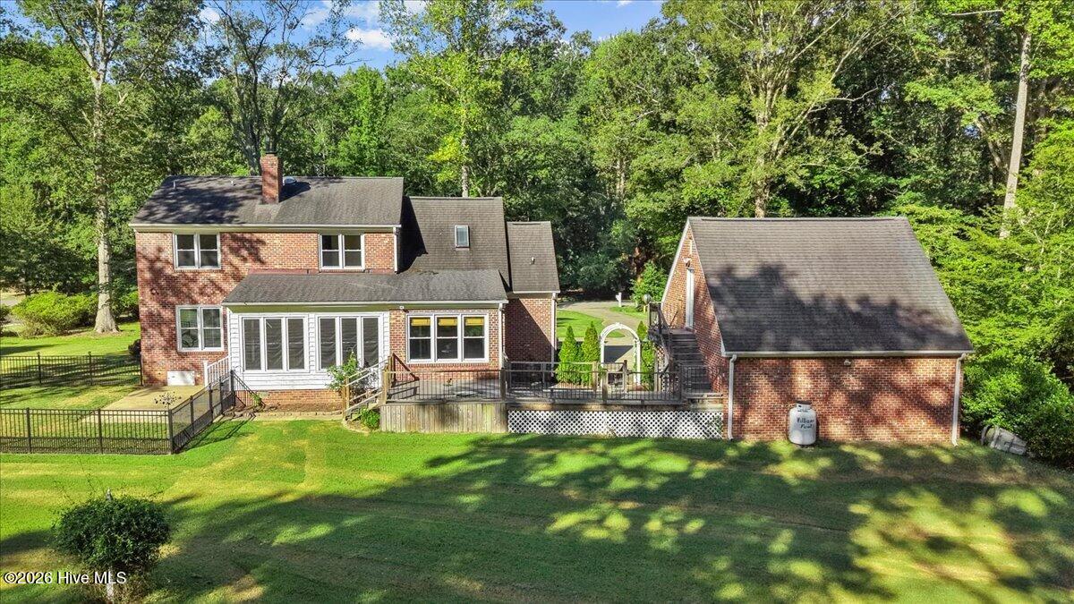 404 Barrington Drive Property Photo 60