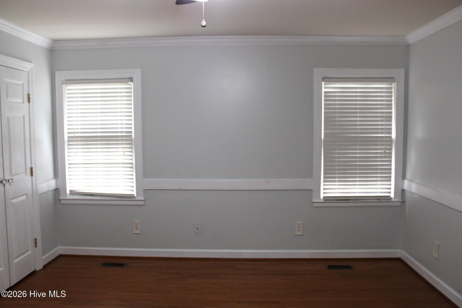 2905 Mandy Lane Property Photo 22