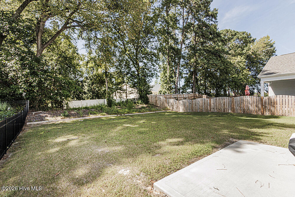 1018 Saddlebrook Drive Property Photo 6