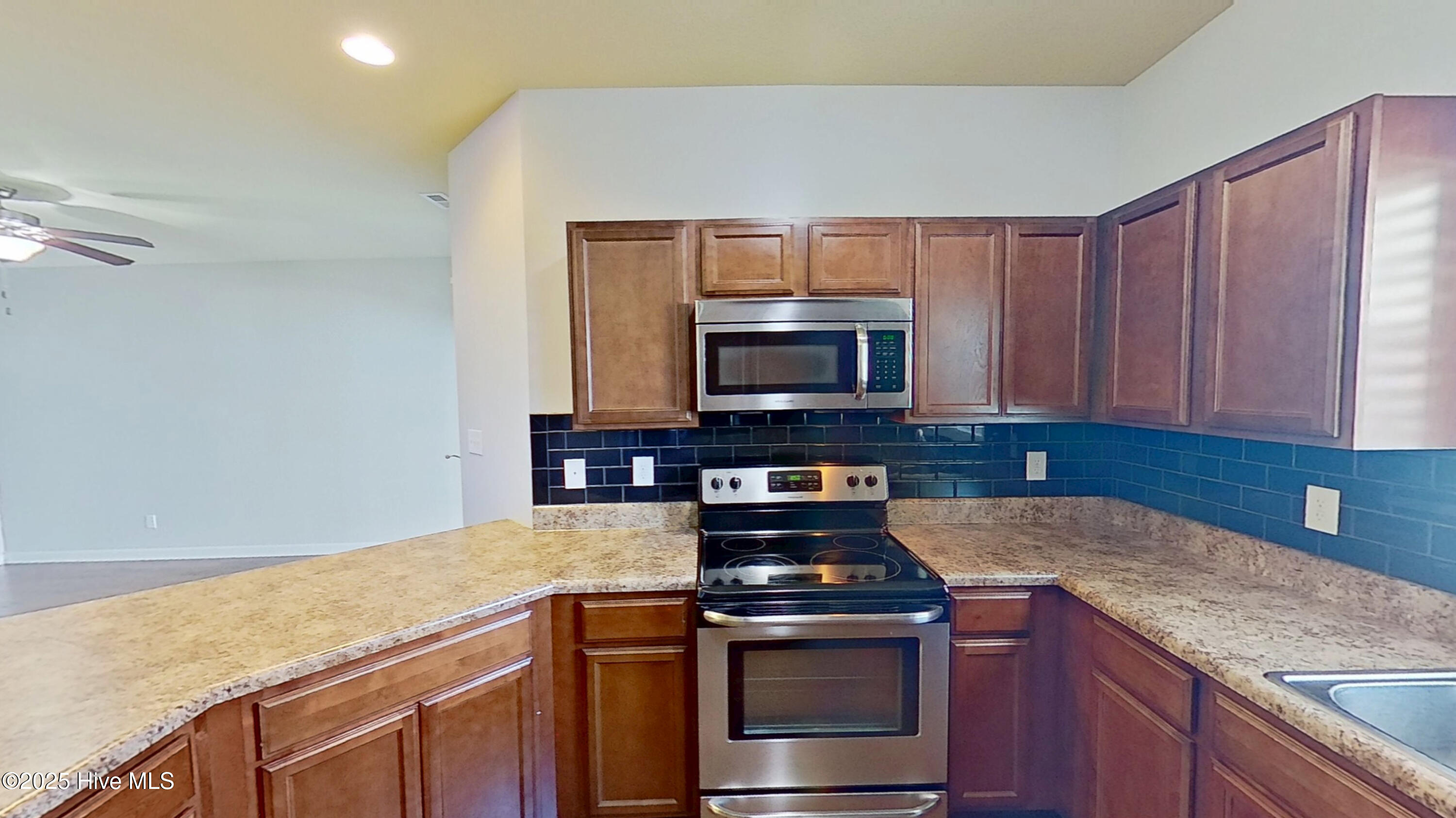 531 Caldwell Loop Property Photo 9