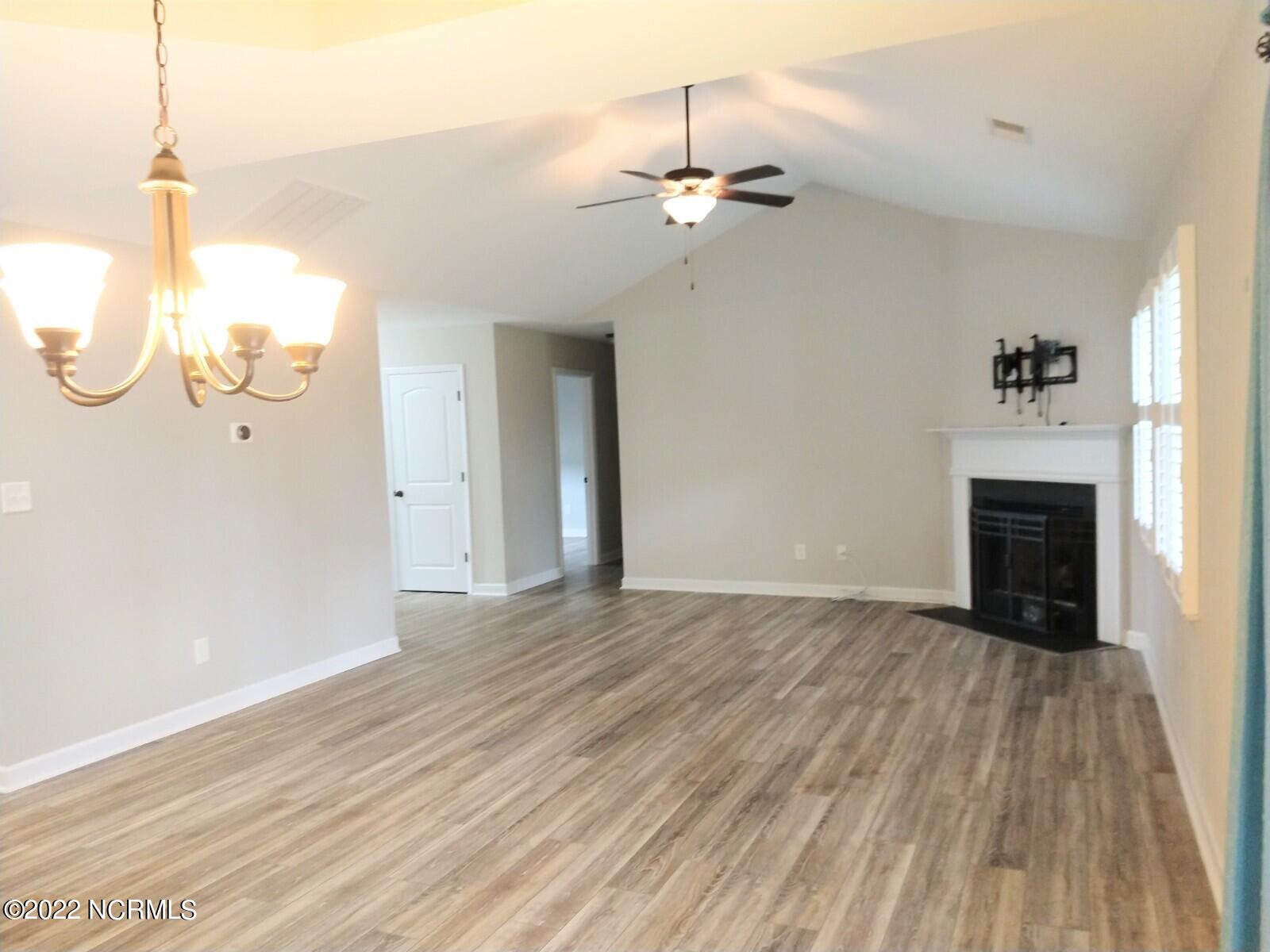 526 Deep Inlet Drive Property Photo 4