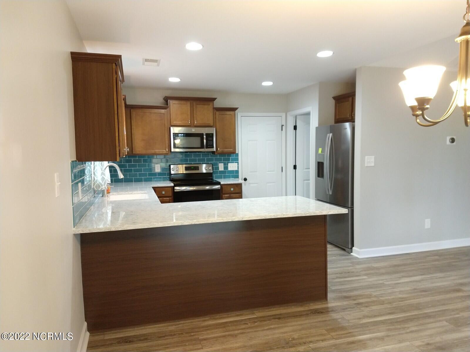 526 Deep Inlet Drive Property Photo 6