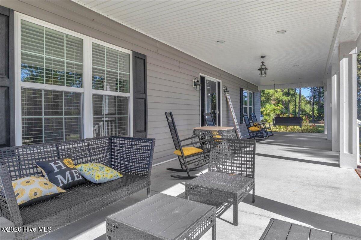 18078 Nc Hwy 210 E Property Photo 9