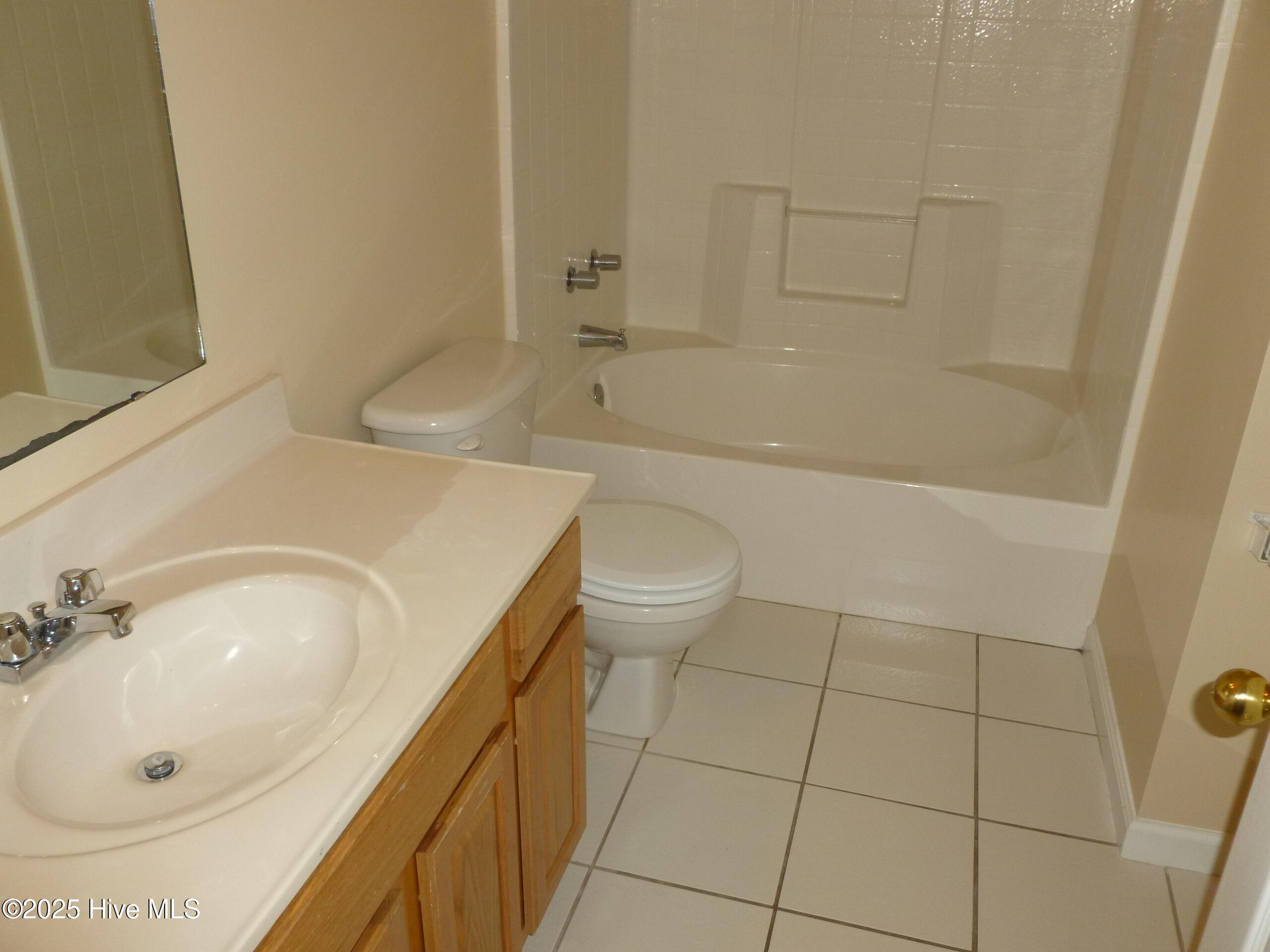 302 Carlisle Court Property Photo 16