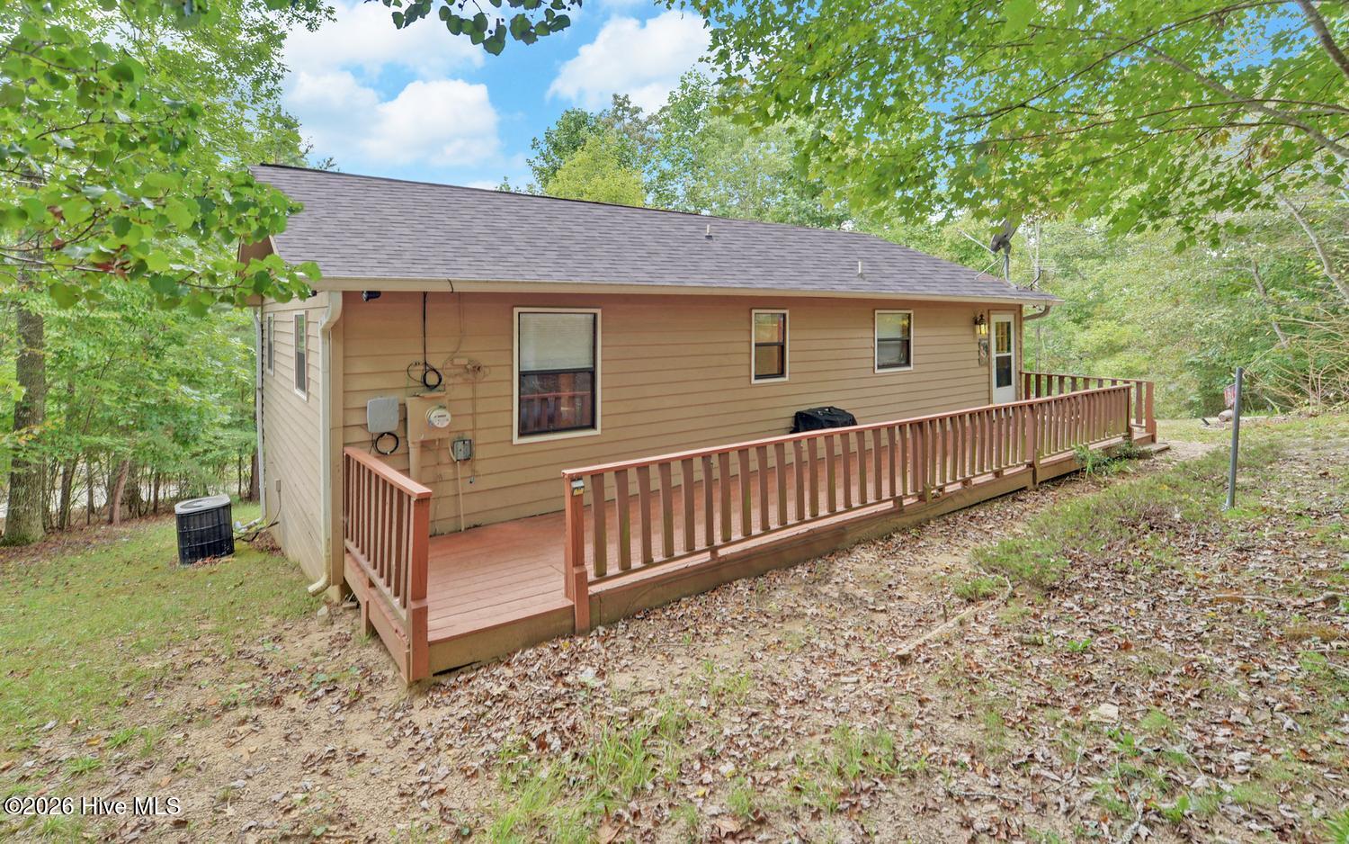 550 Evans Hollow Road Property Photo 2