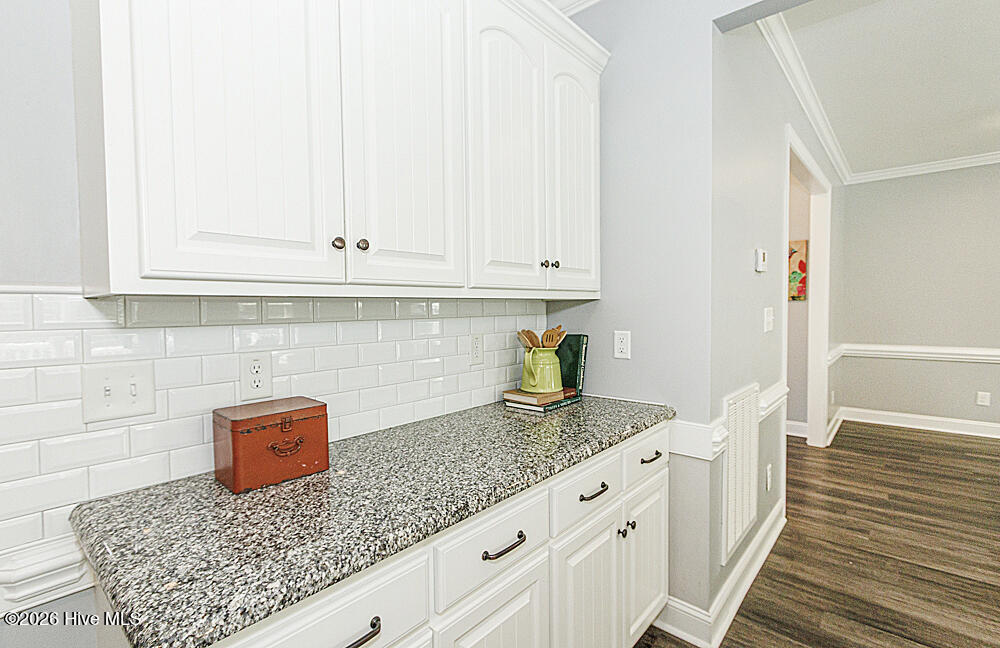 3304 Elmwood Road Property Photo 32