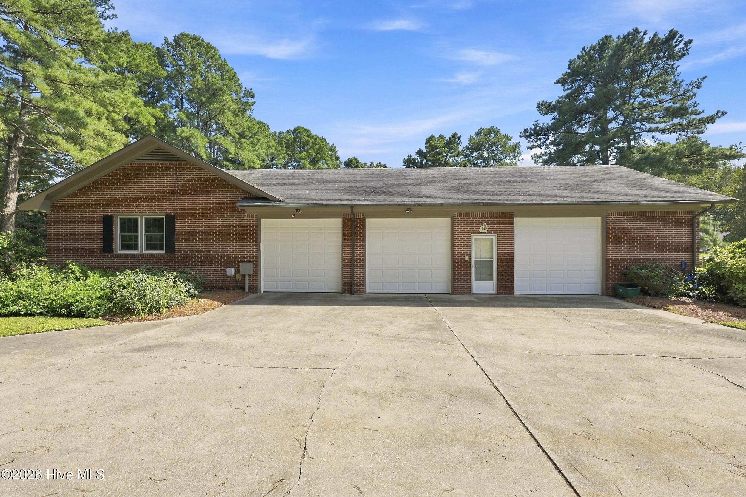 105 Dogwood Trail Property Photo 11