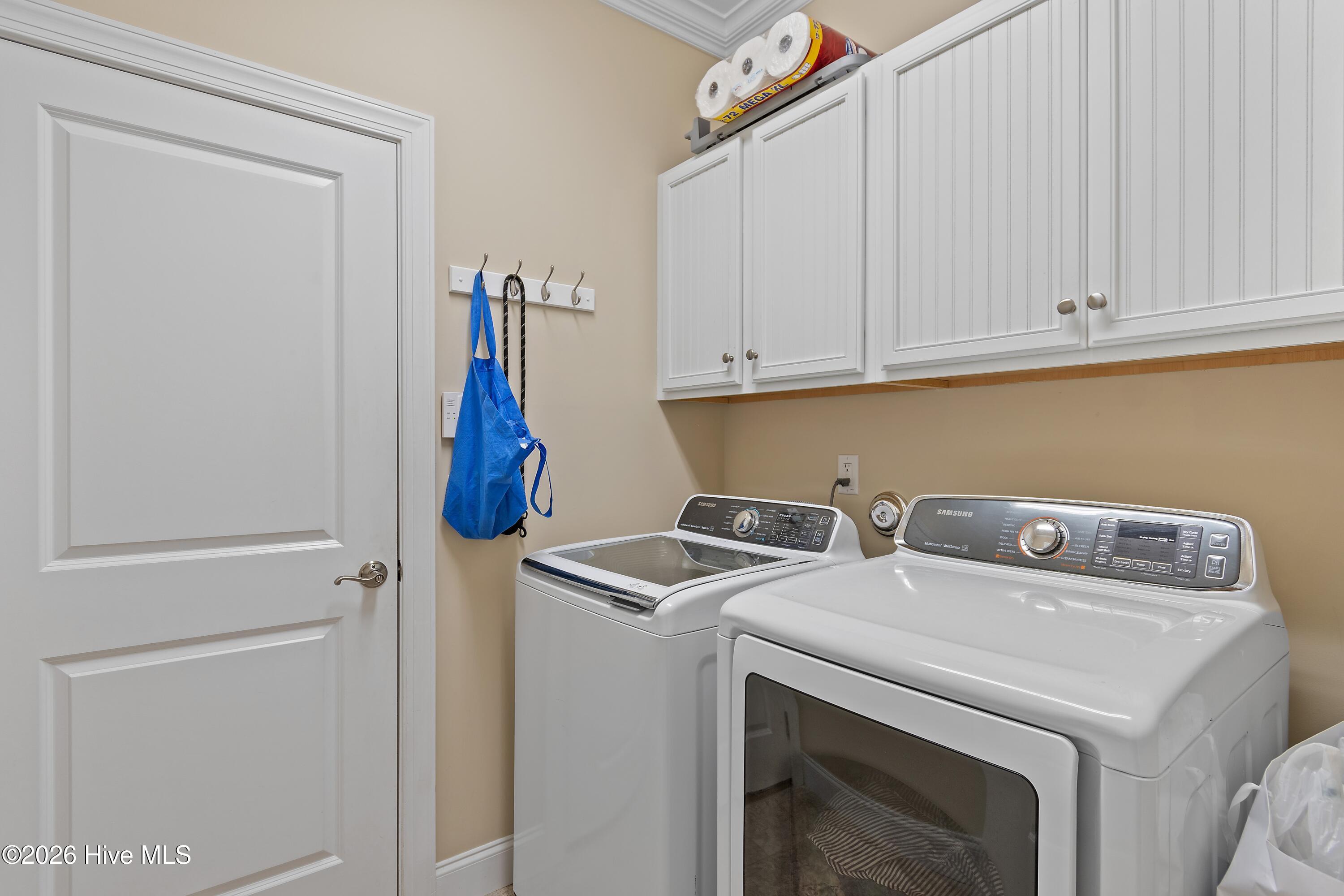 3409 Greenleaf Court Property Photo 32