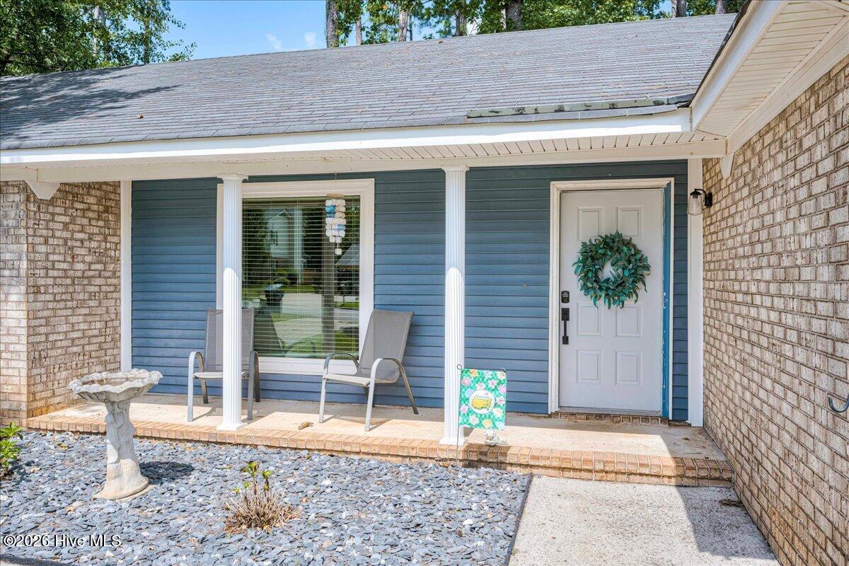 331 Candlewood Drive Property Photo 4