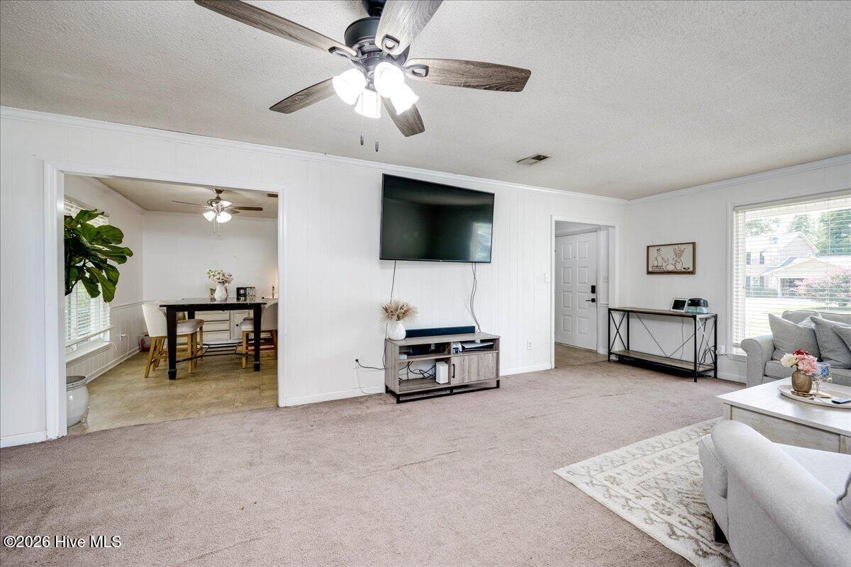 331 Candlewood Drive Property Photo 9