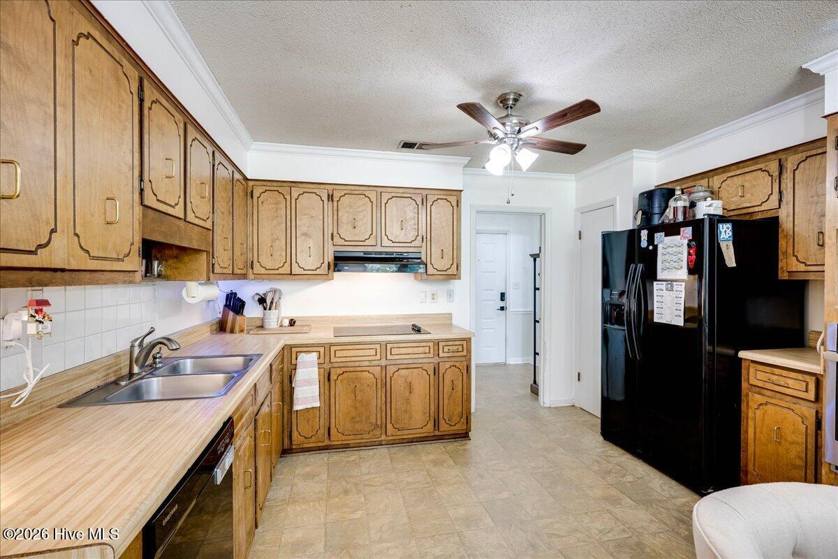 331 Candlewood Drive Property Photo 12