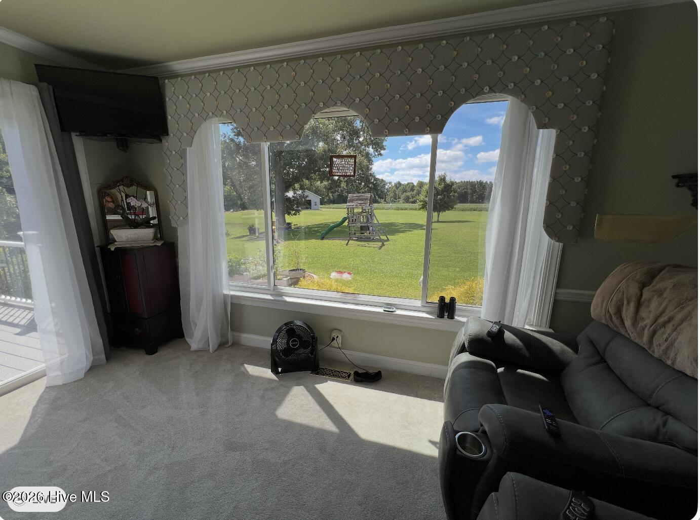 642 Enoch Road Property Photo 12