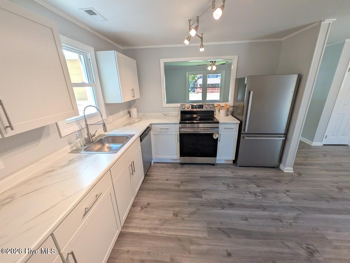 18 Bosco Drive Property Photo 8