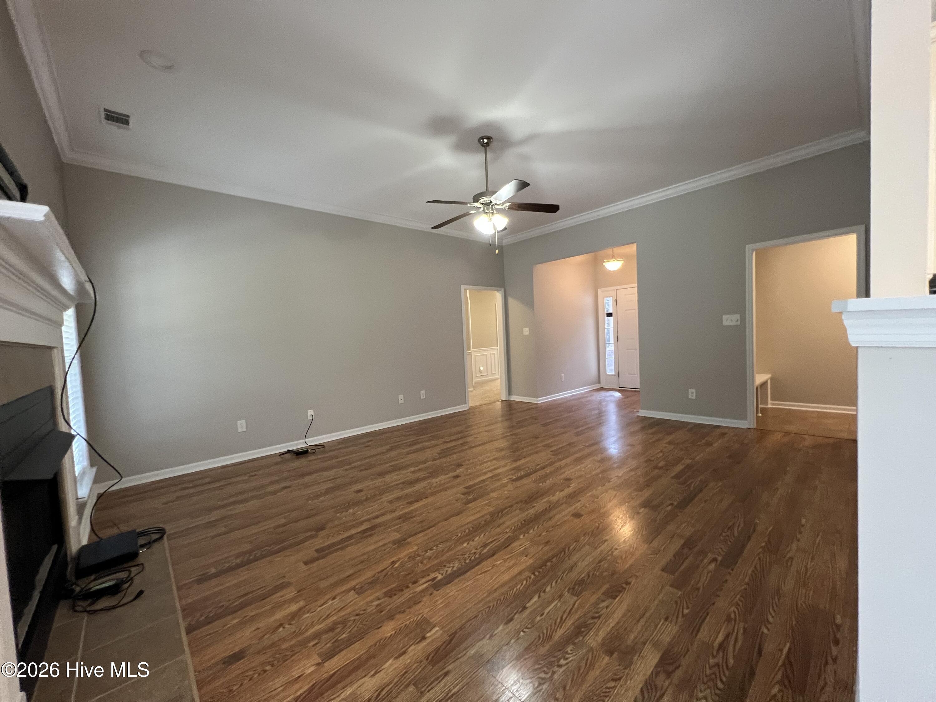 729 Wickham Drive Property Photo 9