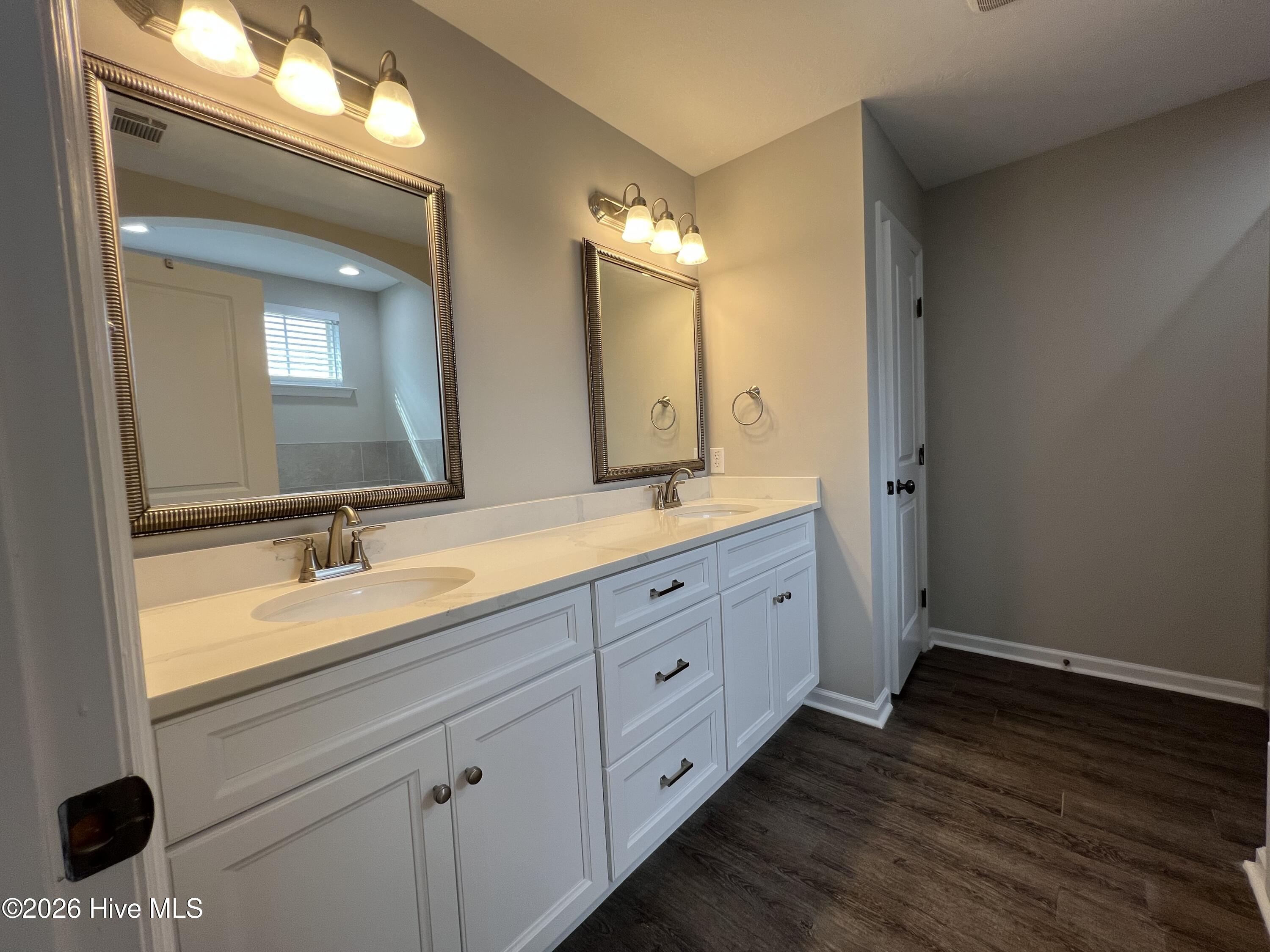 729 Wickham Drive Property Photo 21