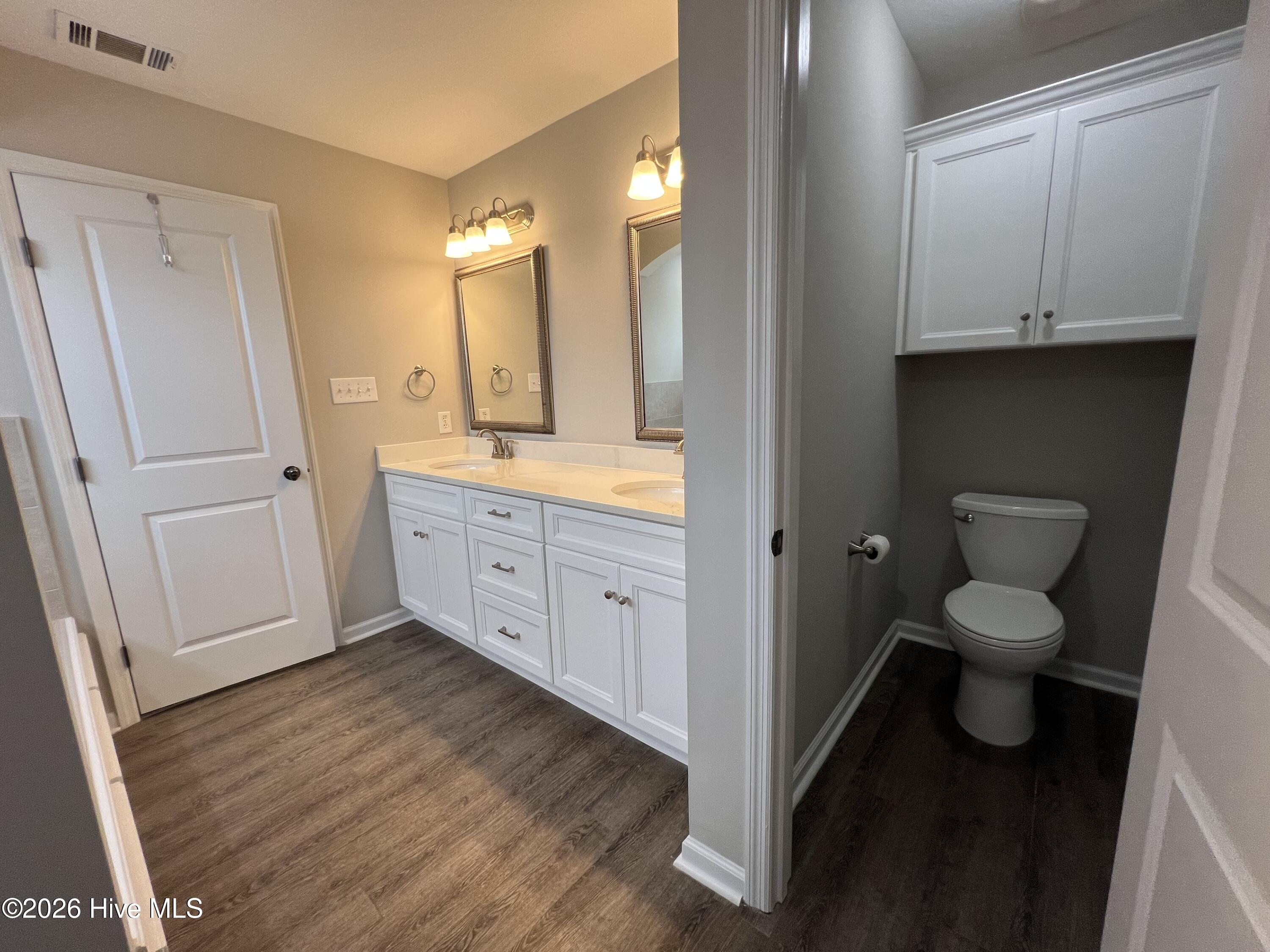 729 Wickham Drive Property Photo 24