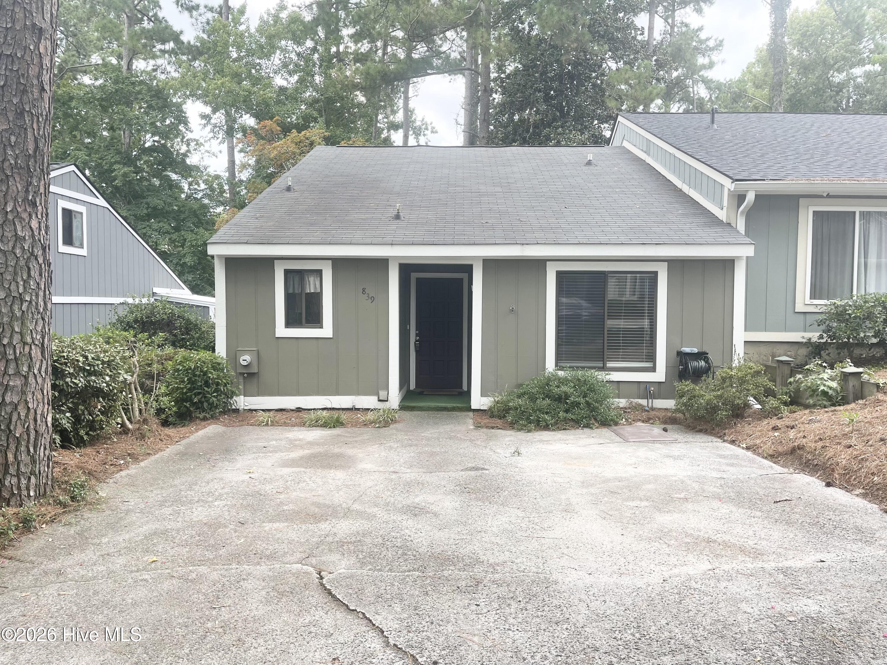 839 Wimbledon Drive Property Photo 1