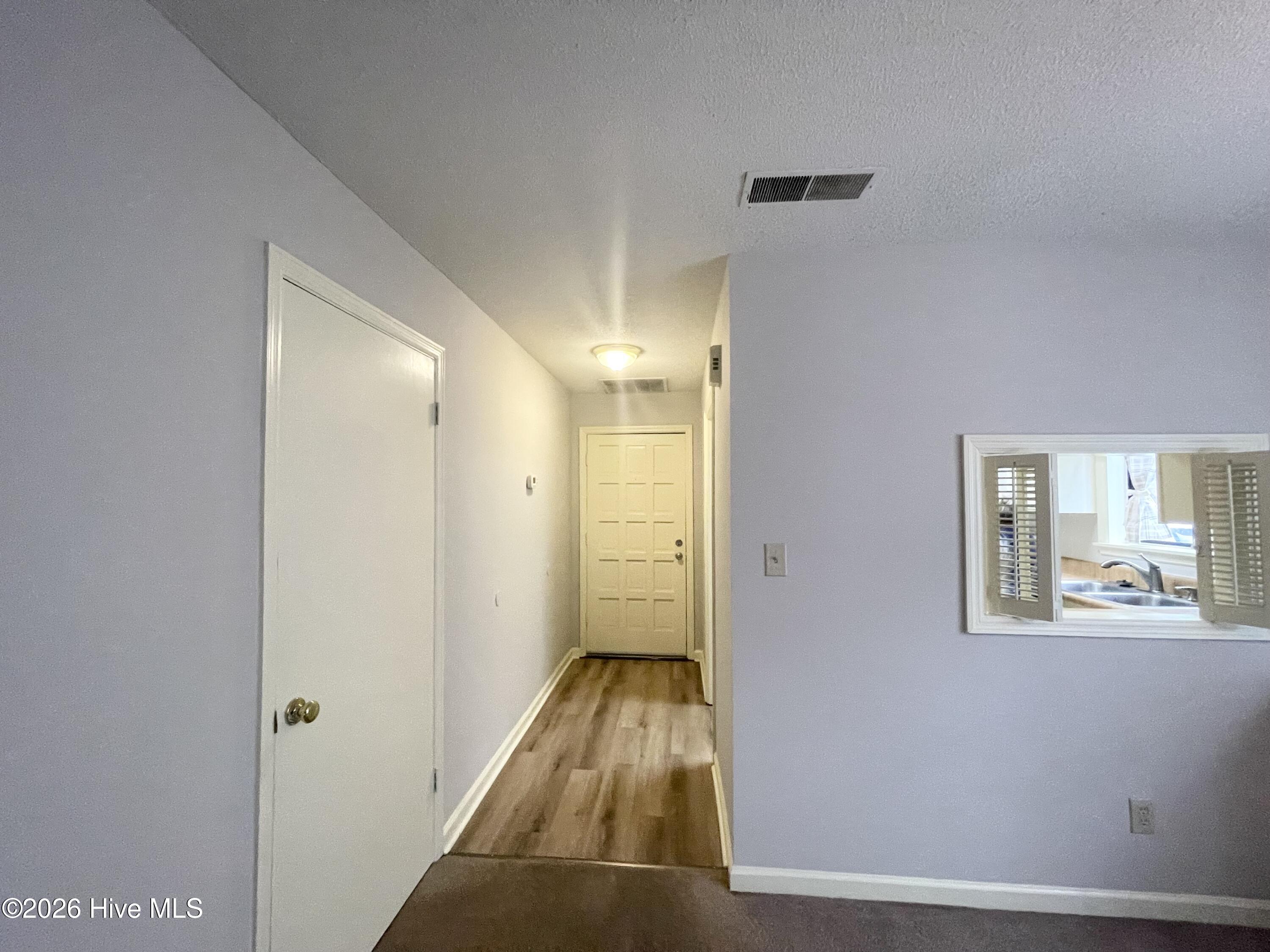 839 Wimbledon Drive Property Photo 3