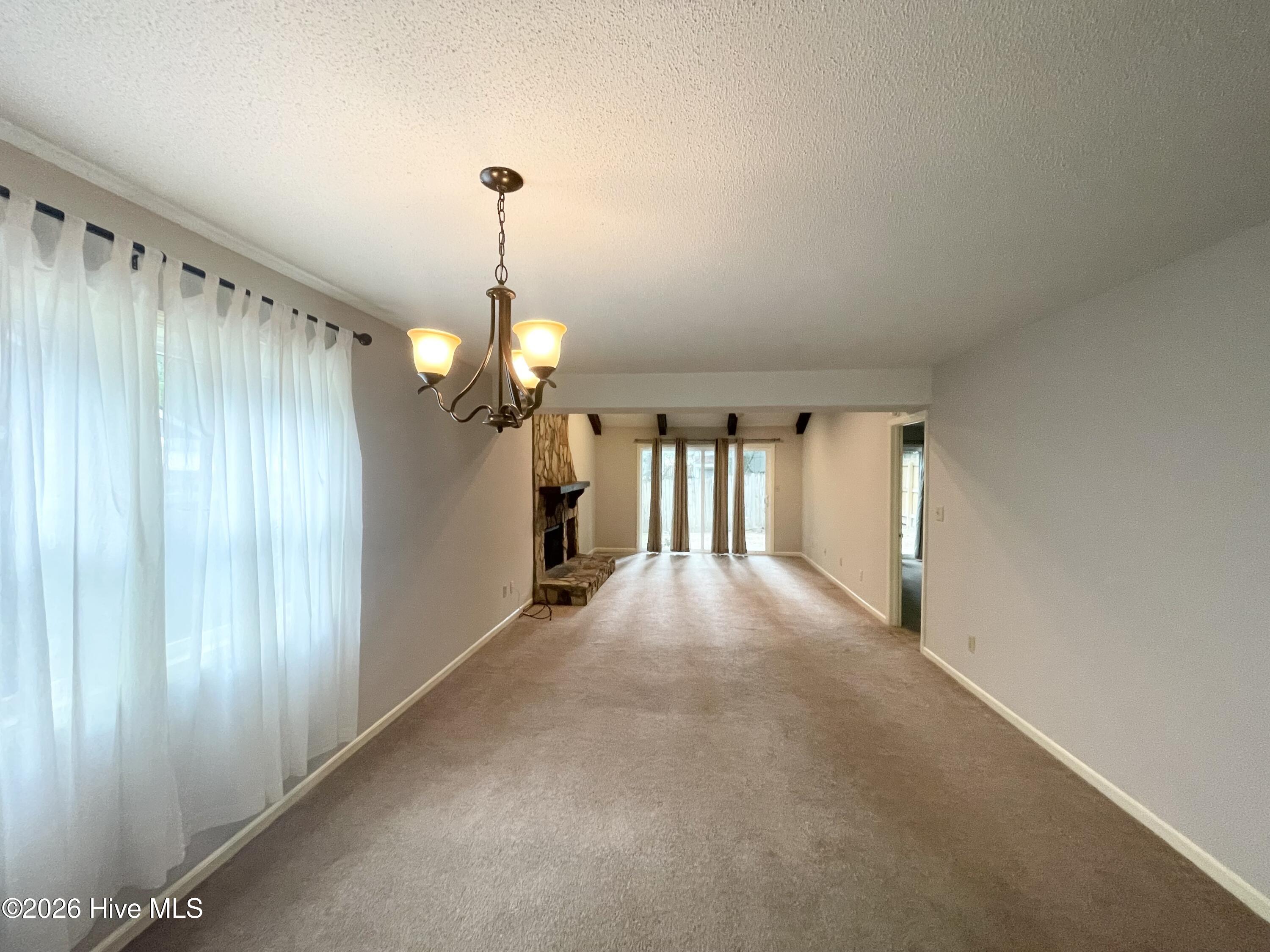 839 Wimbledon Drive Property Photo 5