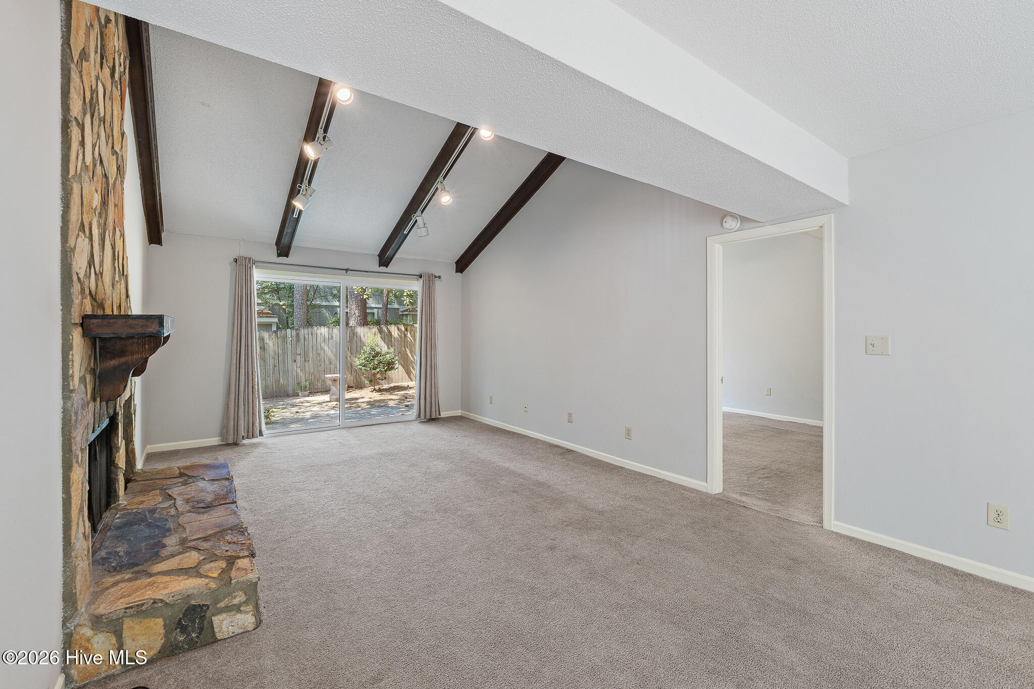 839 Wimbledon Drive Property Photo 7