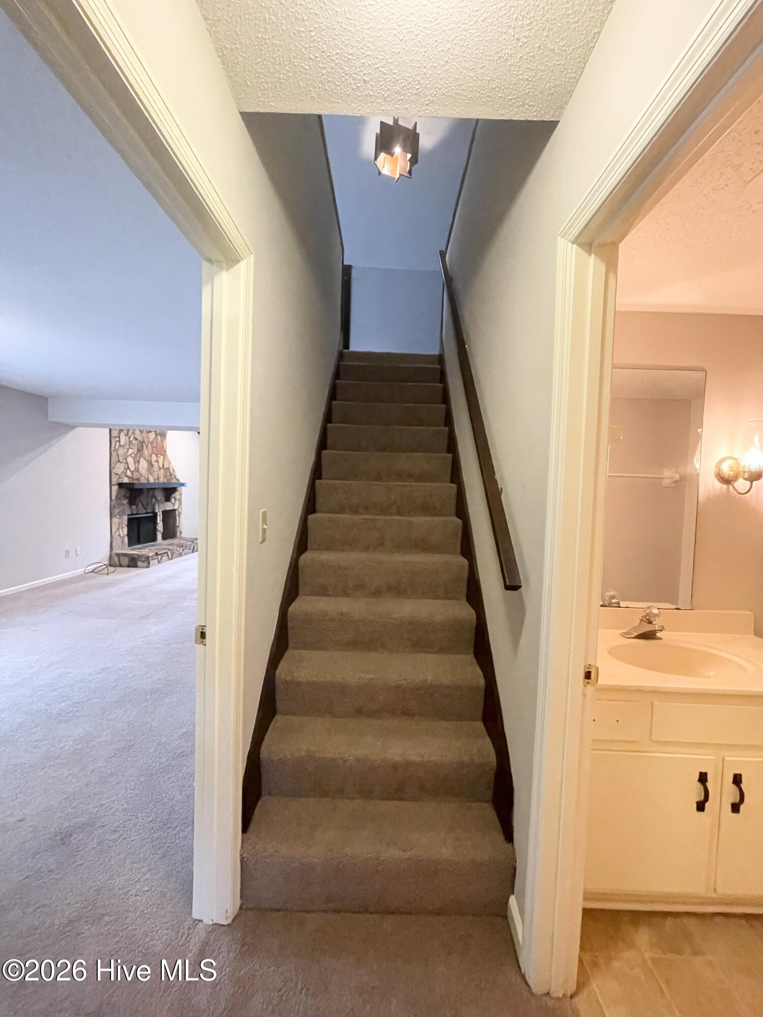 839 Wimbledon Drive Property Photo 17