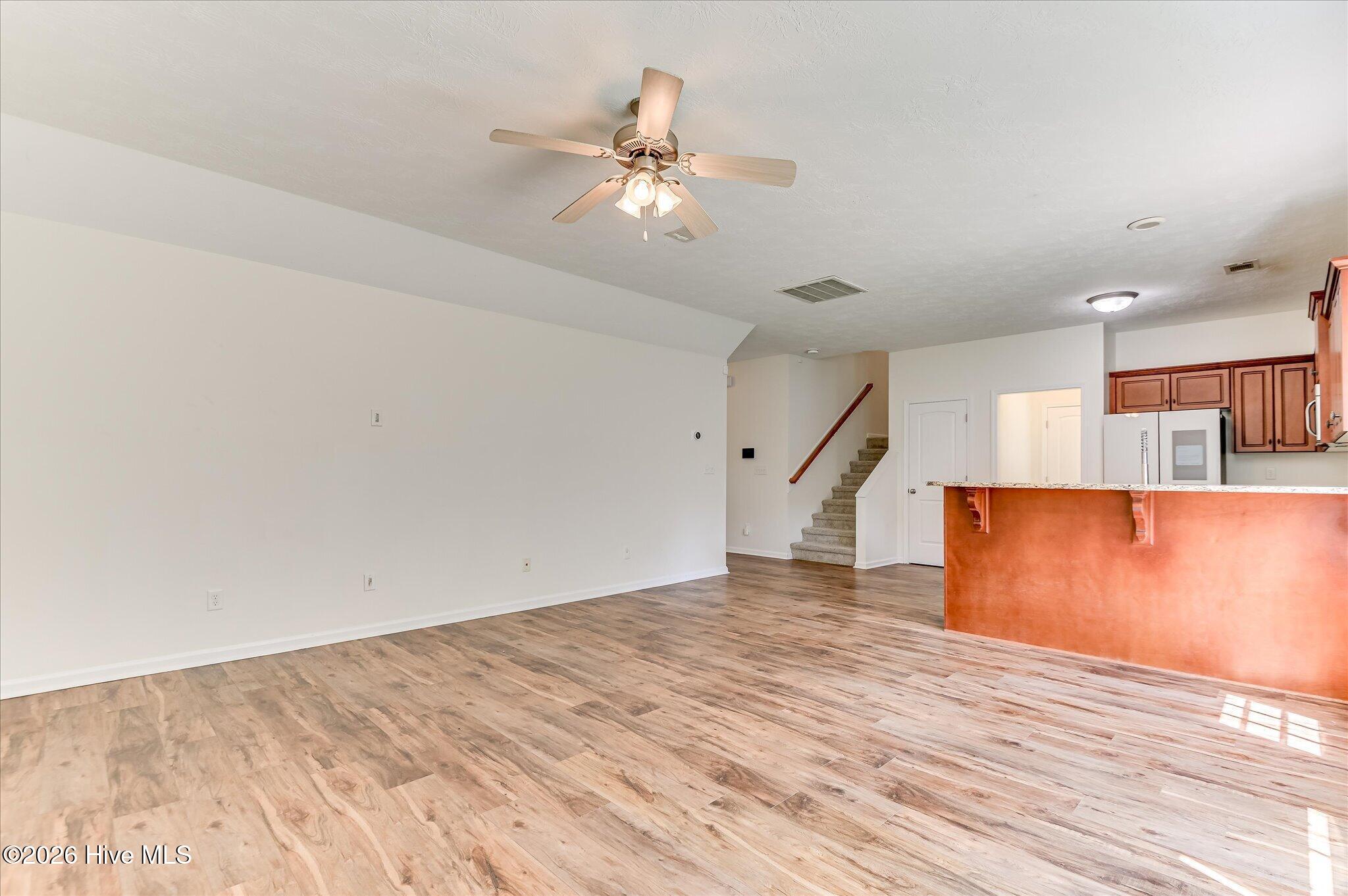 2126 Grove Landing Way Property Photo 9