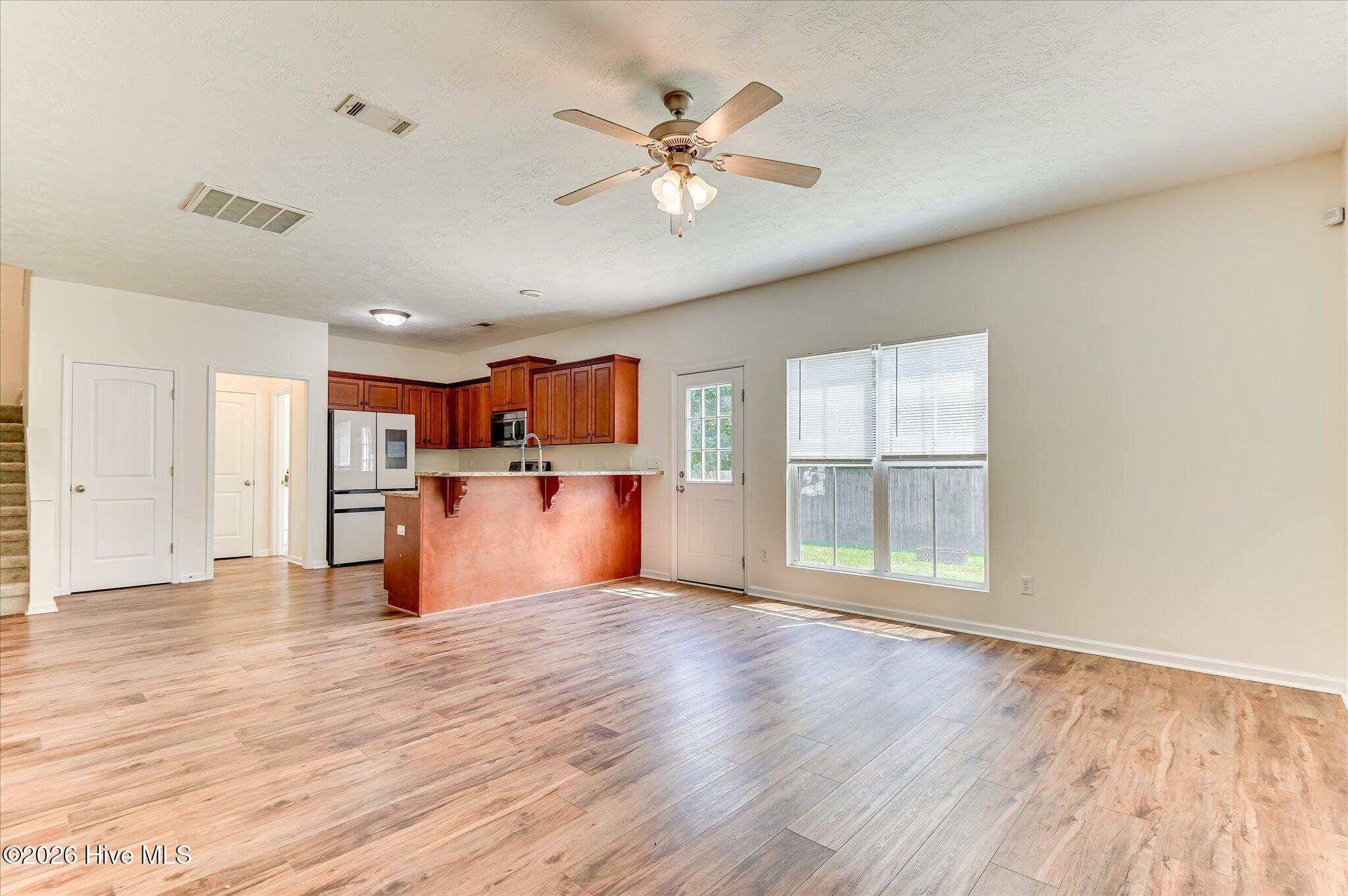 2126 Grove Landing Way Property Photo 13