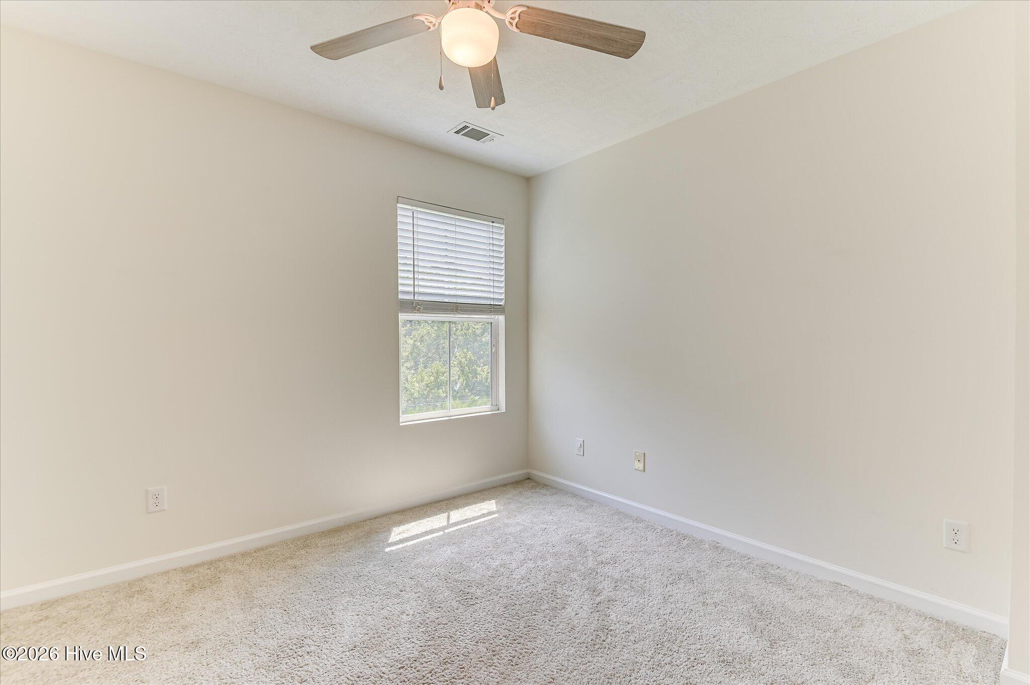 2126 Grove Landing Way Property Photo 32