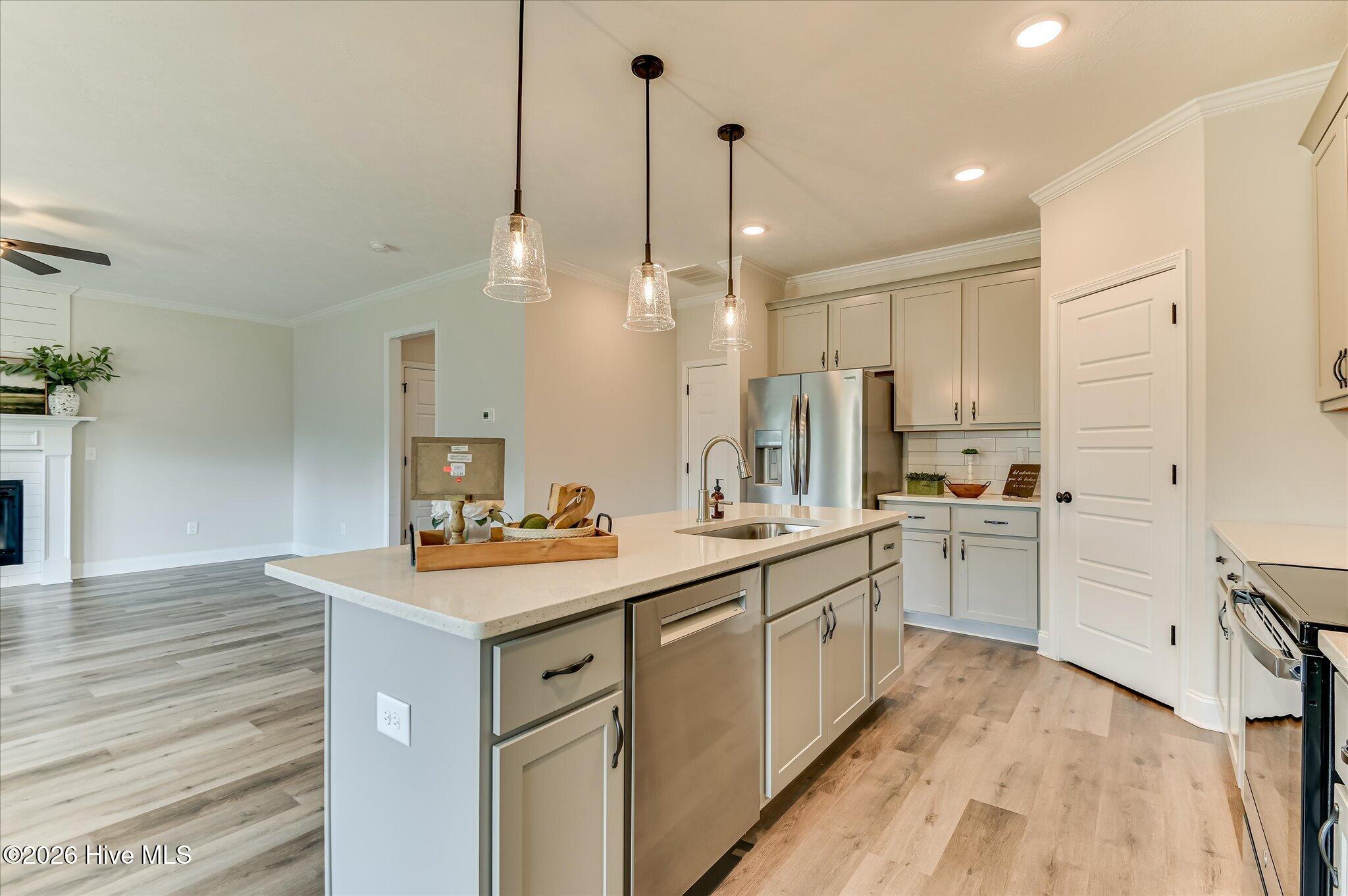 6050 Big Pond Trail Property Photo 14
