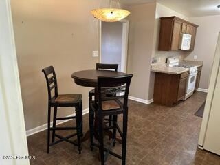 2915 Monroe Drive Property Photo 2
