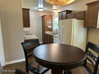 2915 Monroe Drive Property Photo 4