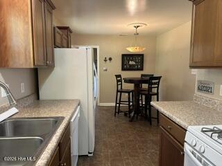 2915 Monroe Drive Property Photo 5