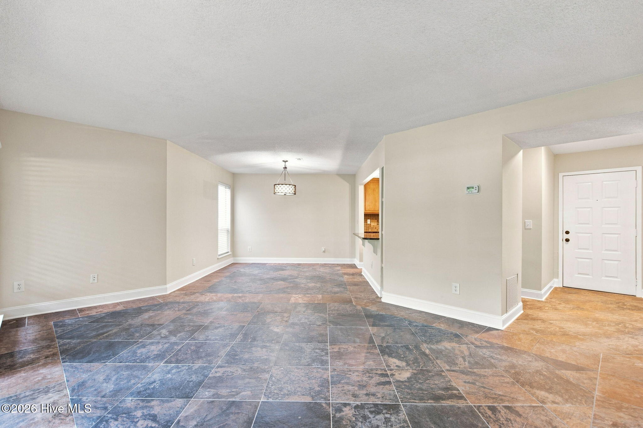 728 Azalea Drive 423 Property Photo 20