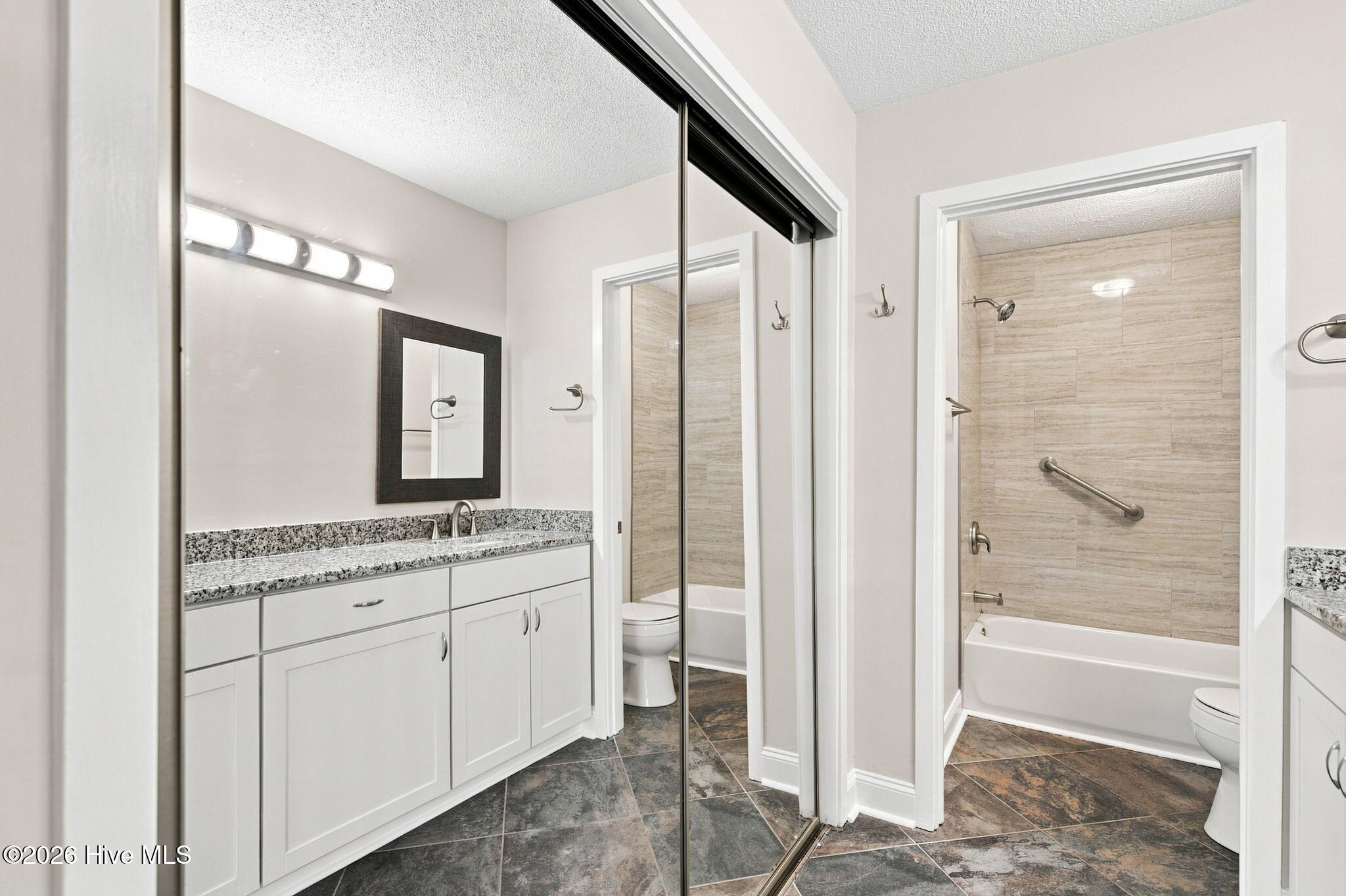 728 Azalea Drive 423 Property Photo 33