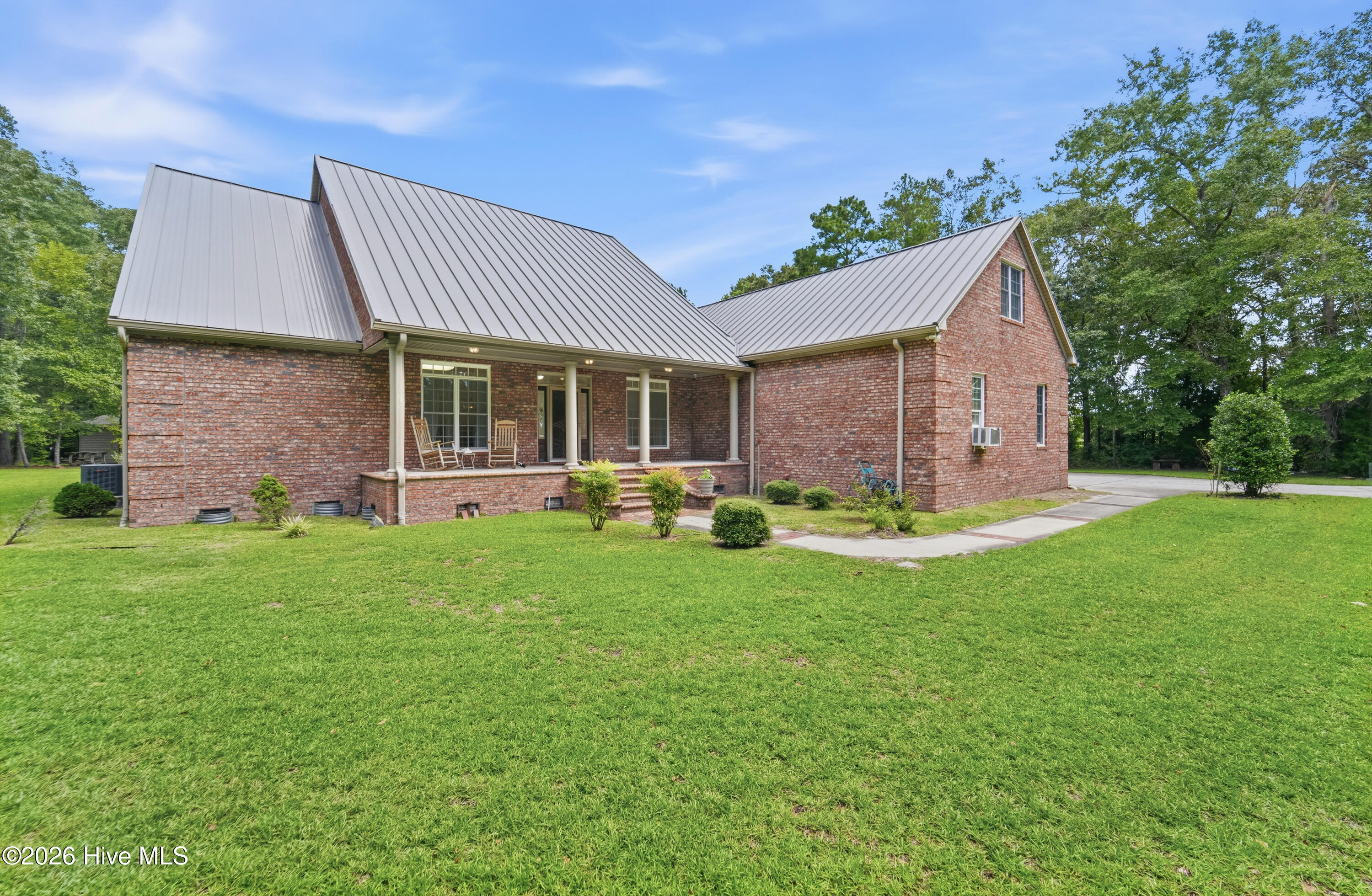 1380 Oak Grove Road Property Photo 3