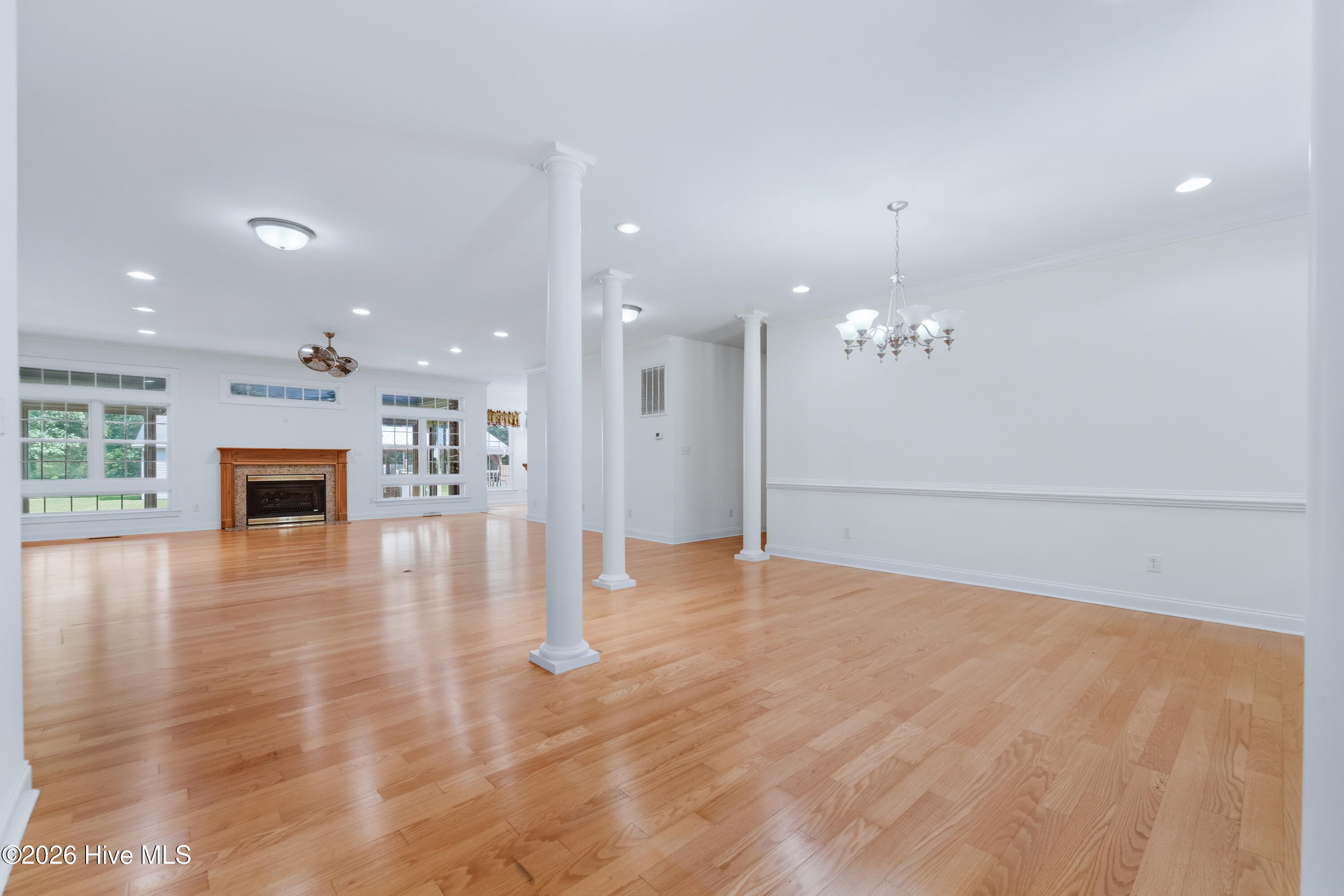 1380 Oak Grove Road Property Photo 4