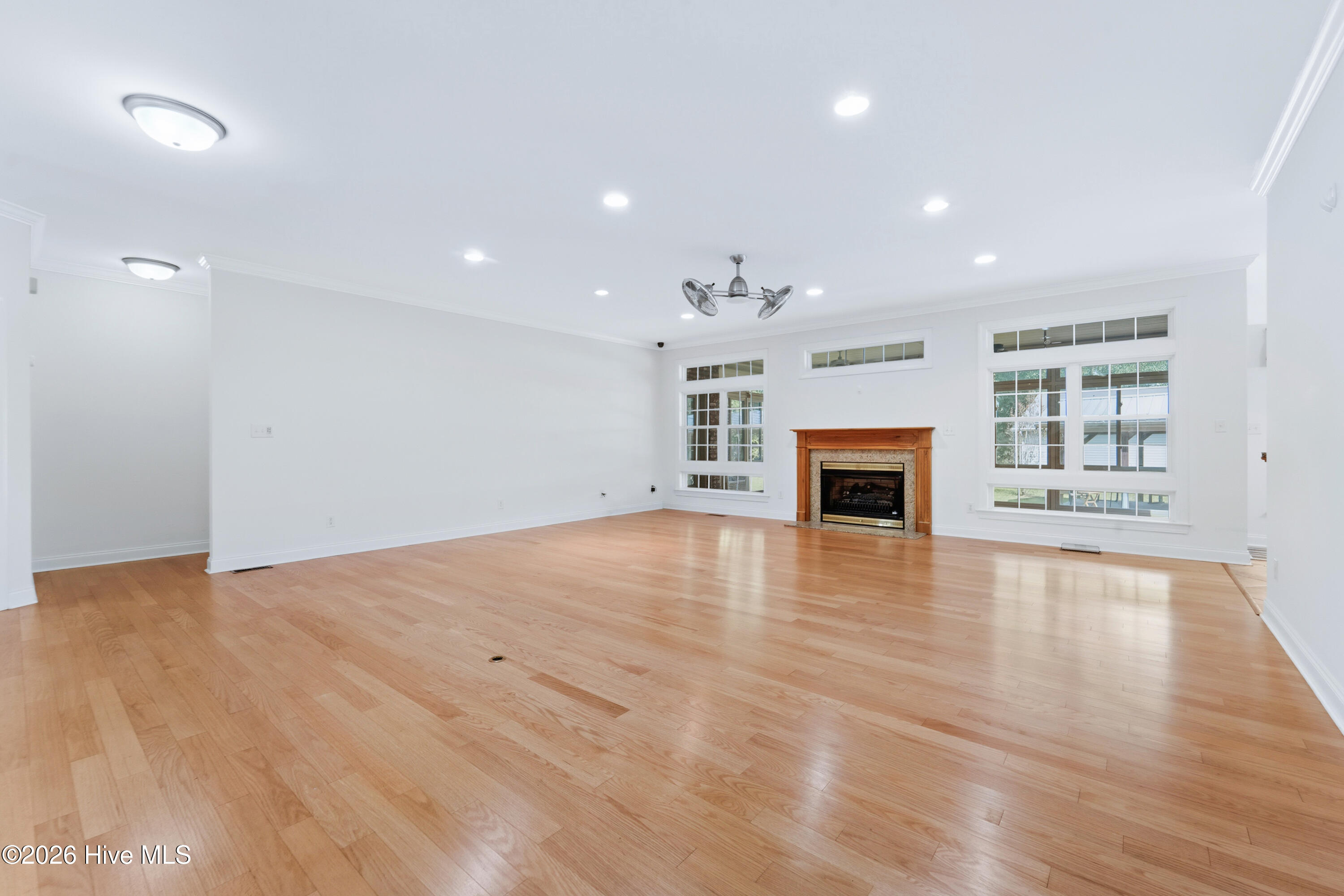 1380 Oak Grove Road Property Photo 8