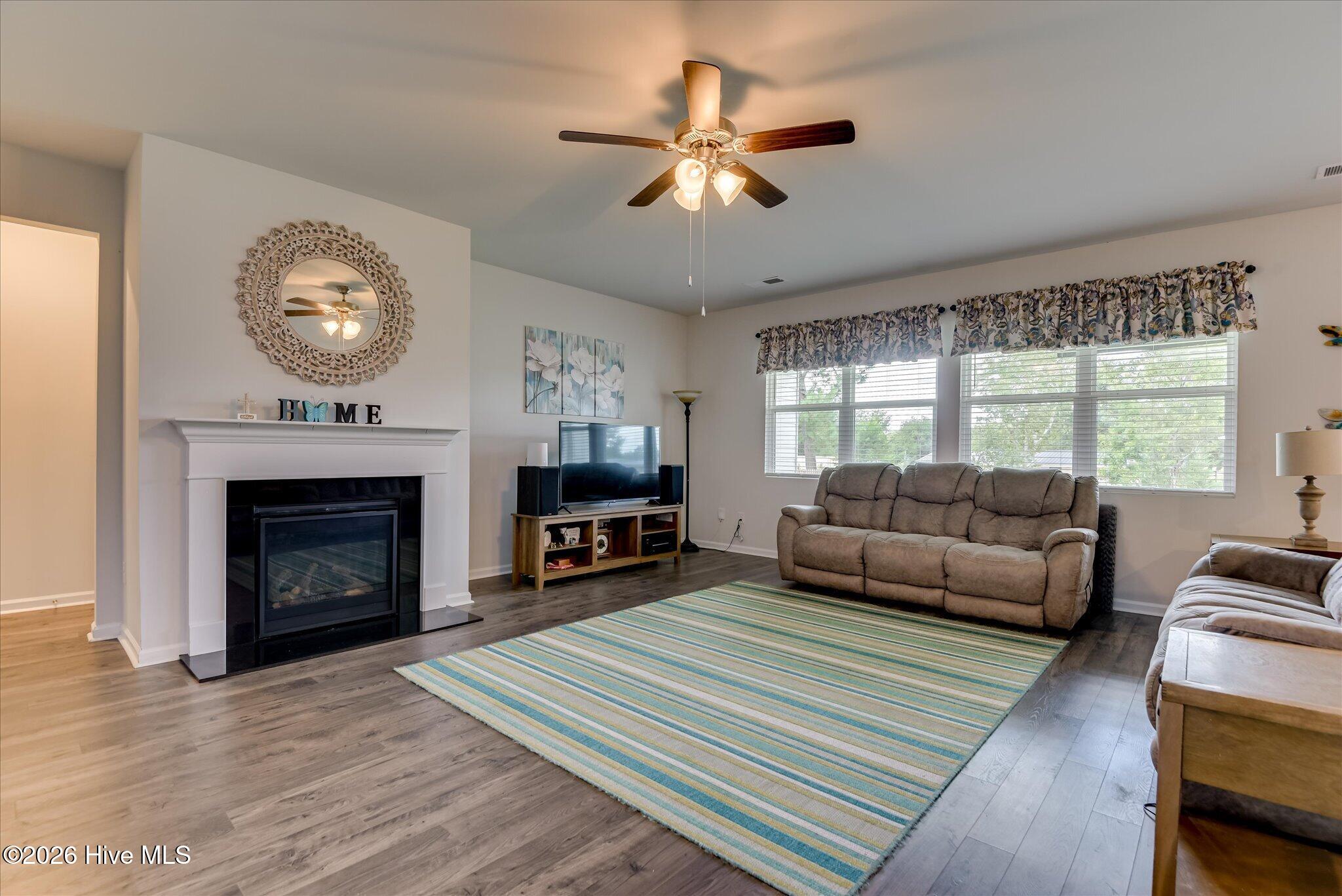 7106 Sideboard Crossing Property Photo 10