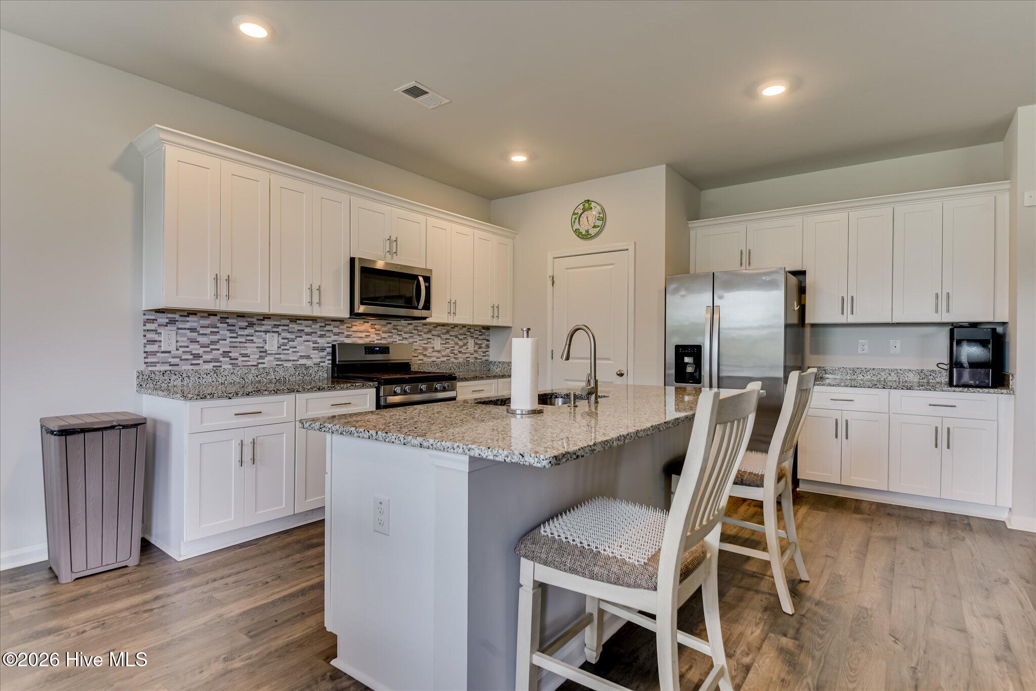 7106 Sideboard Crossing Property Photo 14