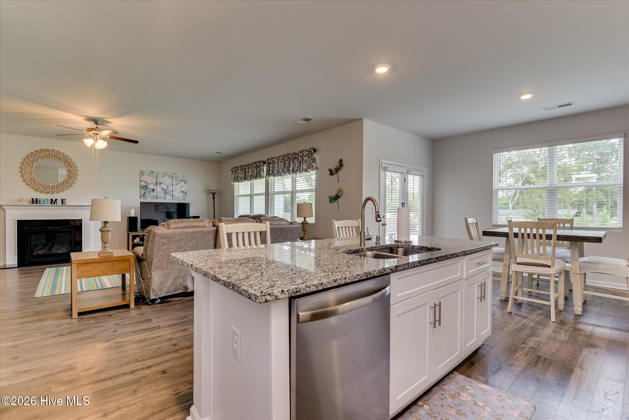 7106 Sideboard Crossing Property Photo 16